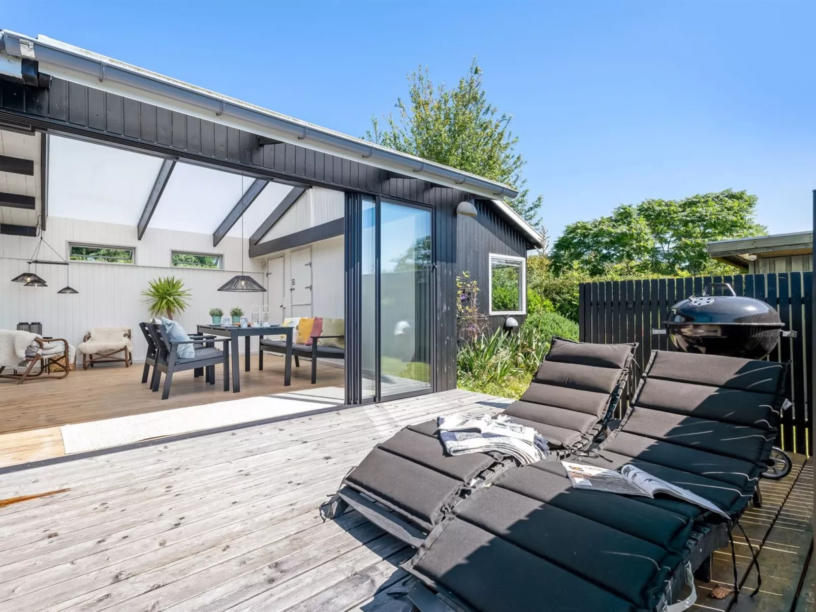 "Keke" - 120m from the sea-Outside