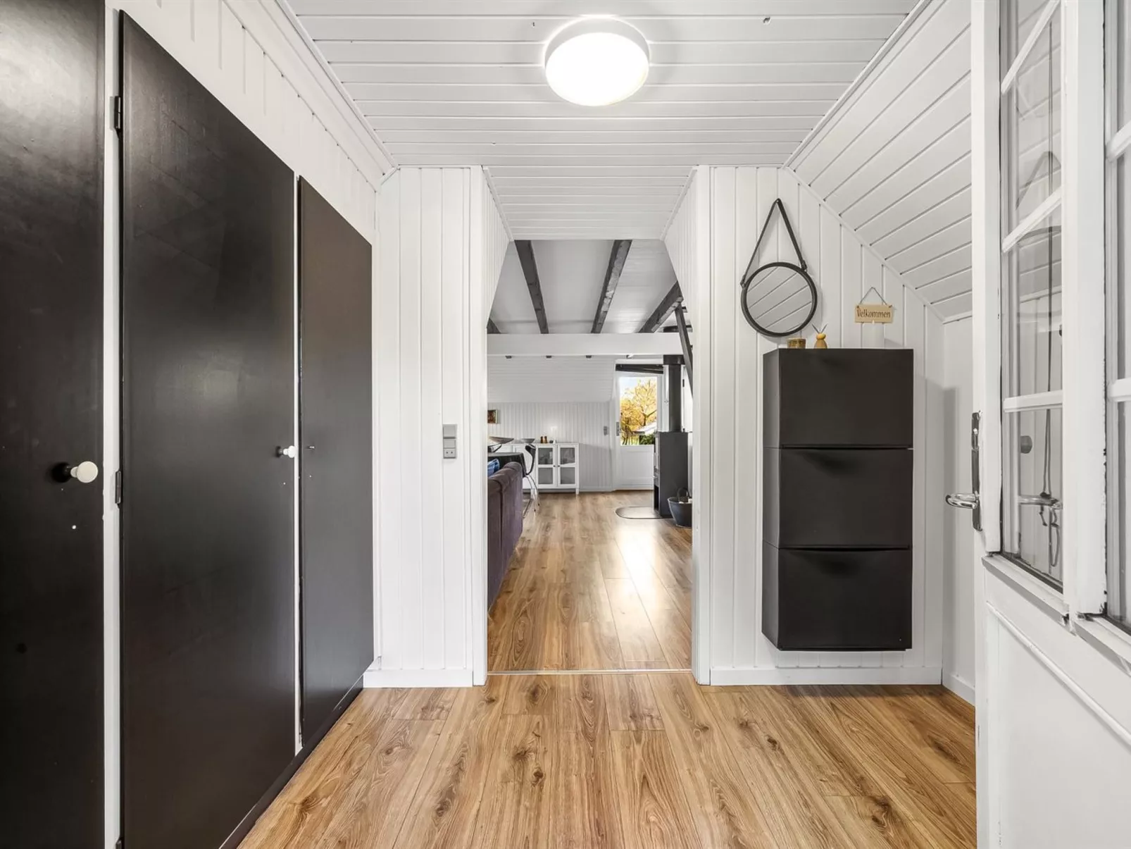 "Sampo" - 150m to the fjord-Drinnen