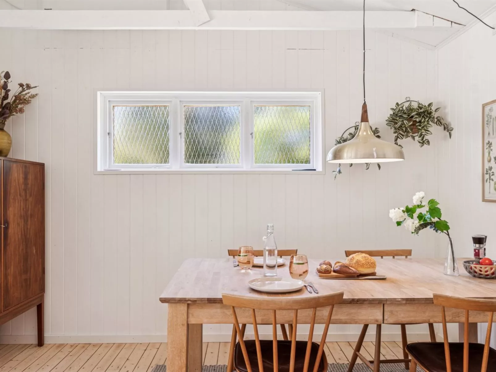 "Jovana" - 150m to the fjord-Inside