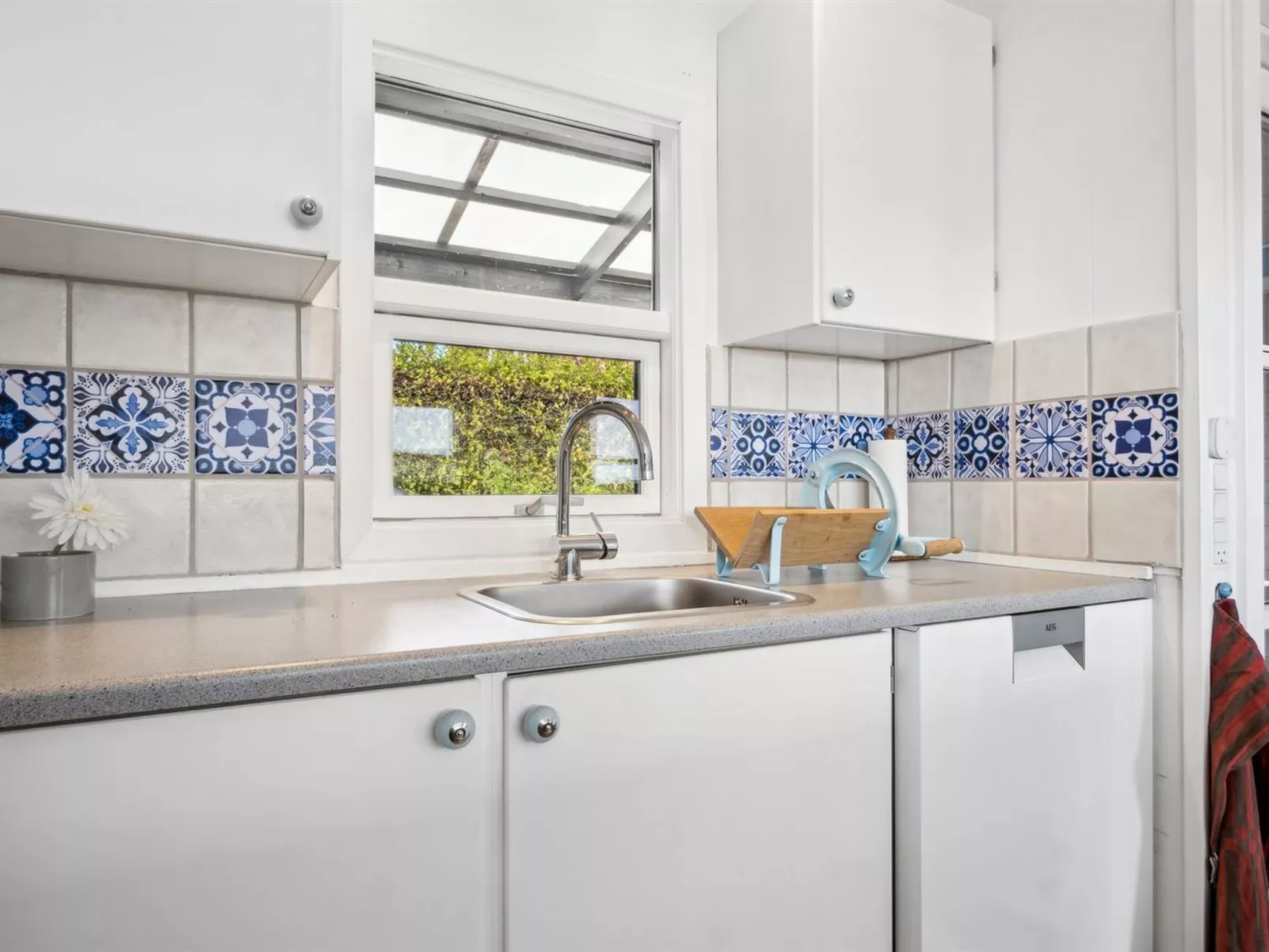 "Dagh" - 100m from the sea-Inside