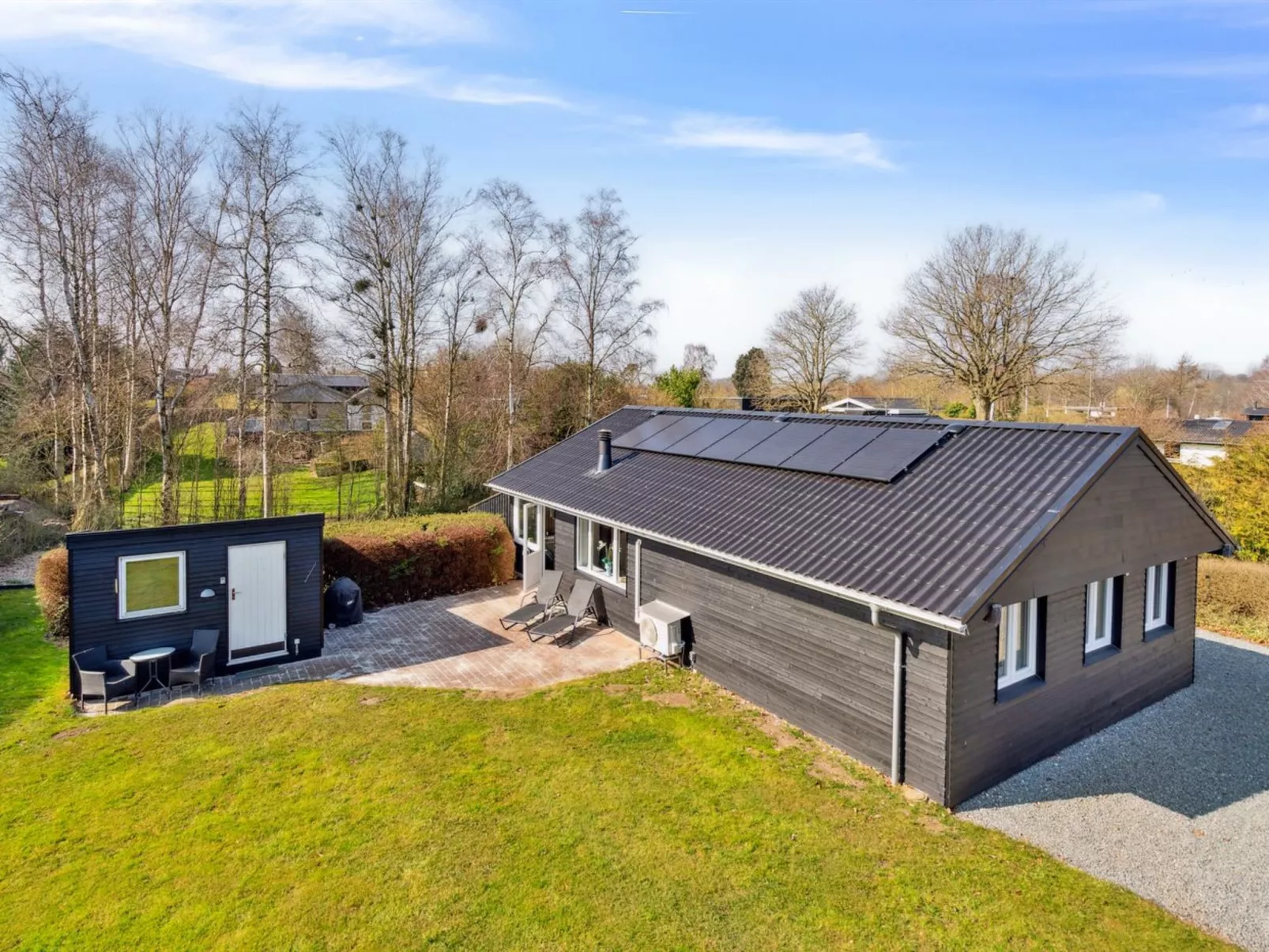 "Vemund" - 500m from the sea-Outside