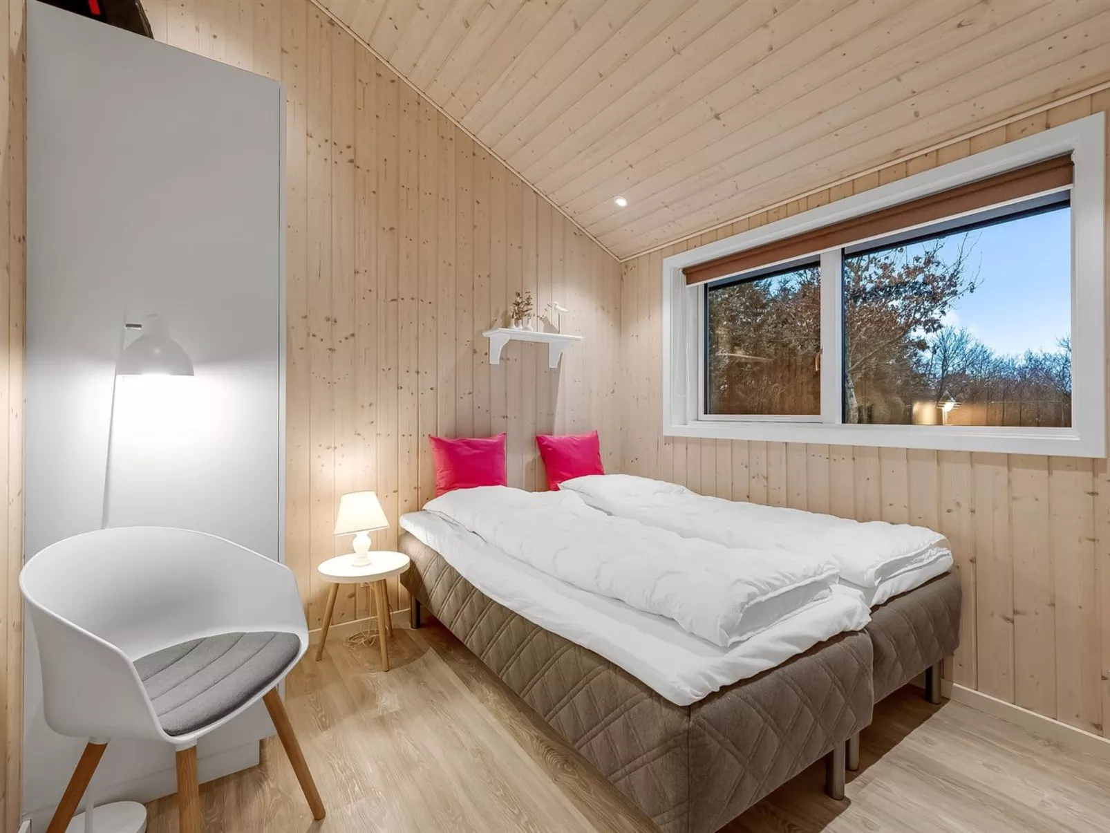 "Corina" - 850m to the fjord-Dedans