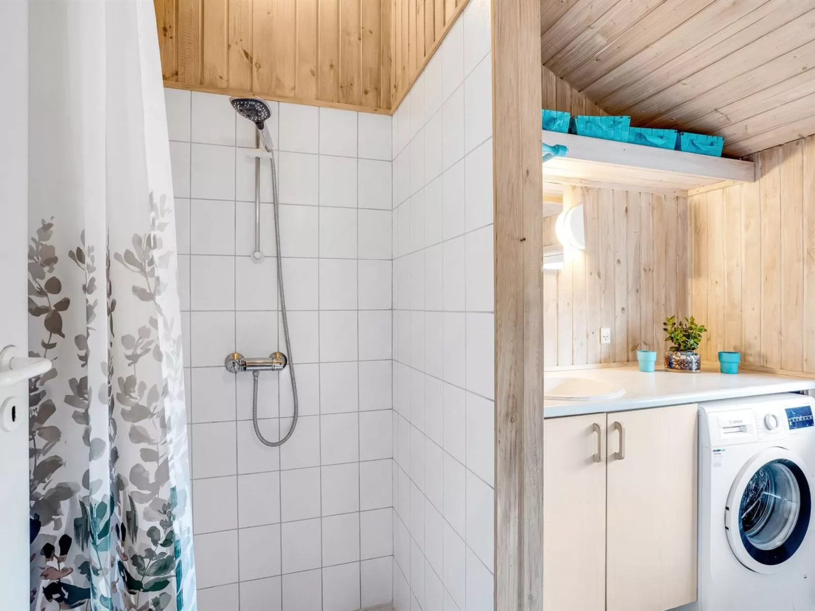 "Ayna" - 50m from the sea-Drinnen