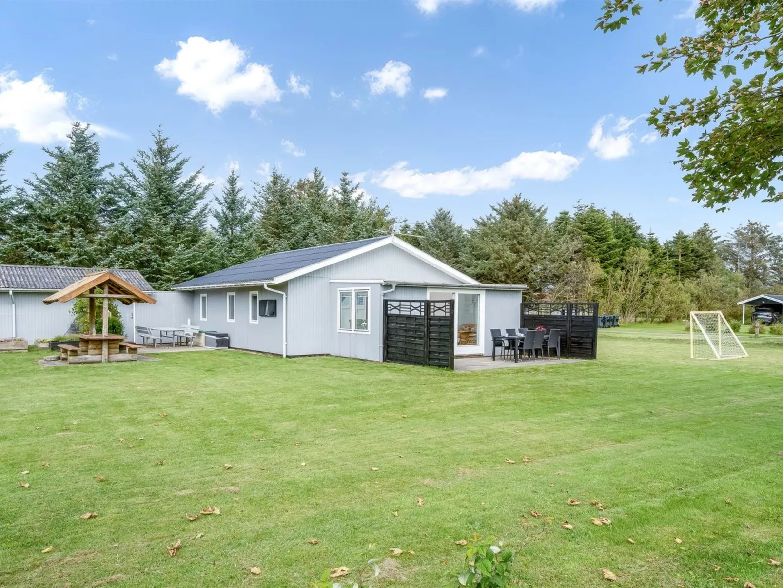 "Gisella" - 900m from the sea-Outside