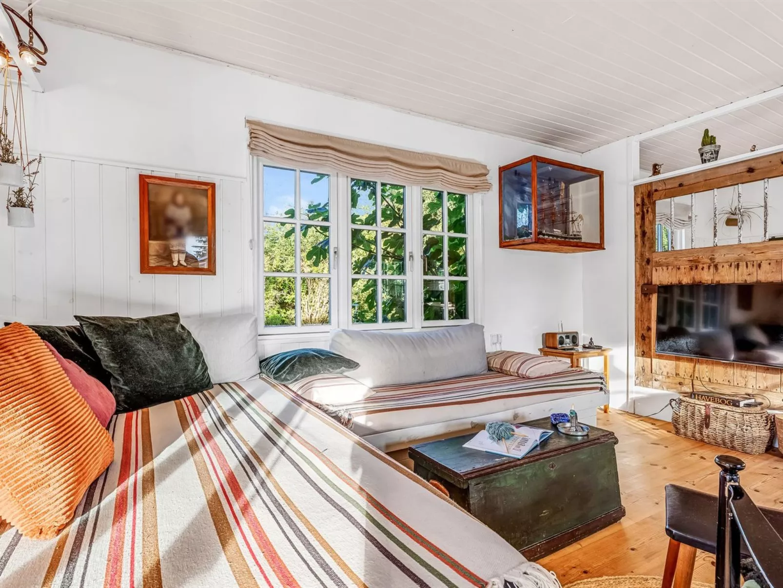 "Heraldine" - 400m from the sea-Dedans