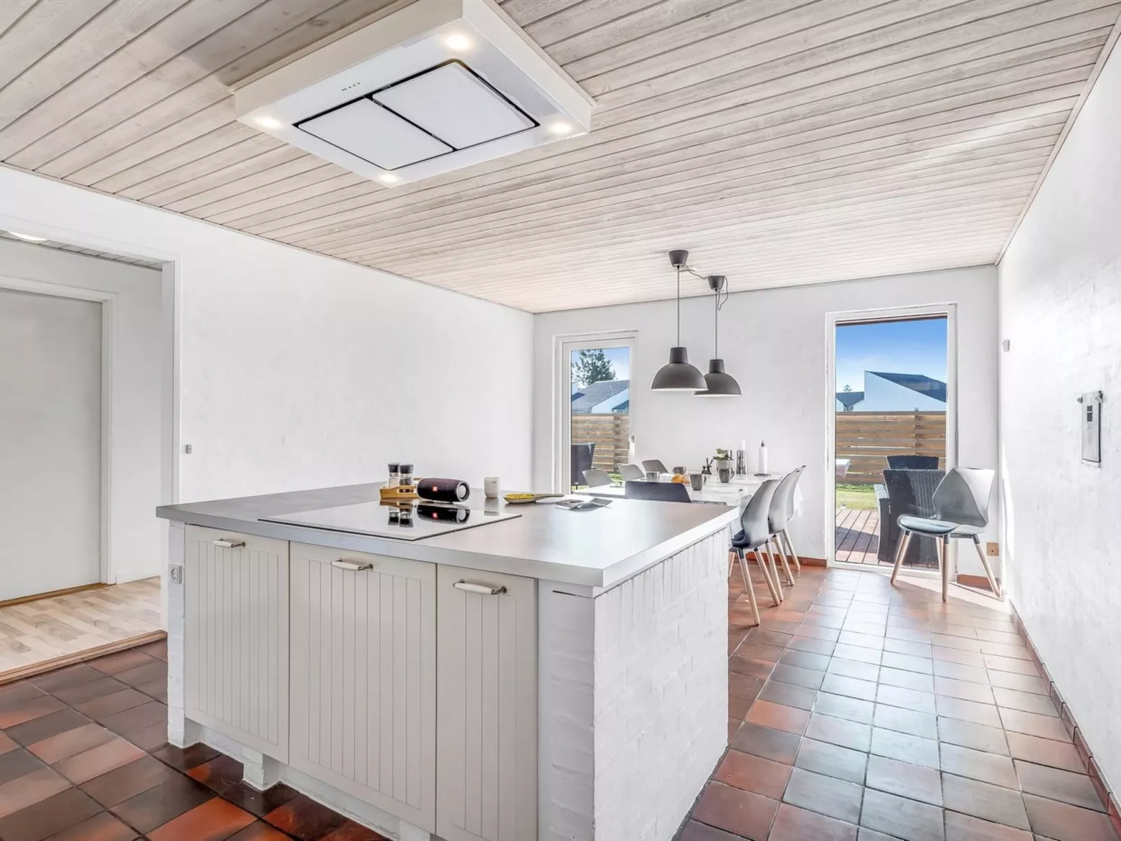 "Iara" - 500m from the sea-Drinnen