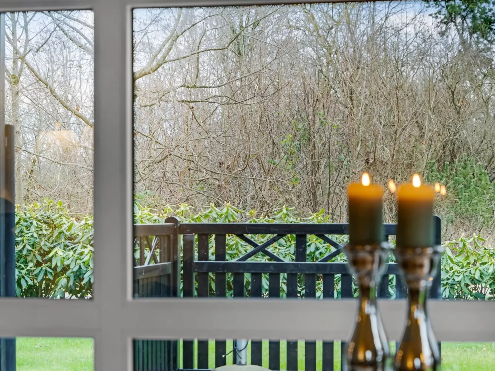 "Maunu" -  from the sea-Dedans