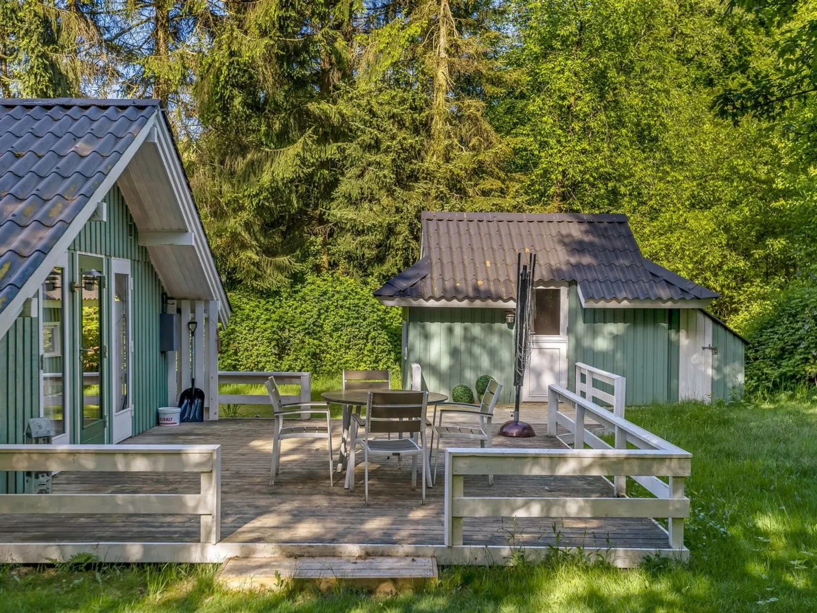 "Ung" - 30km from the sea-Outside