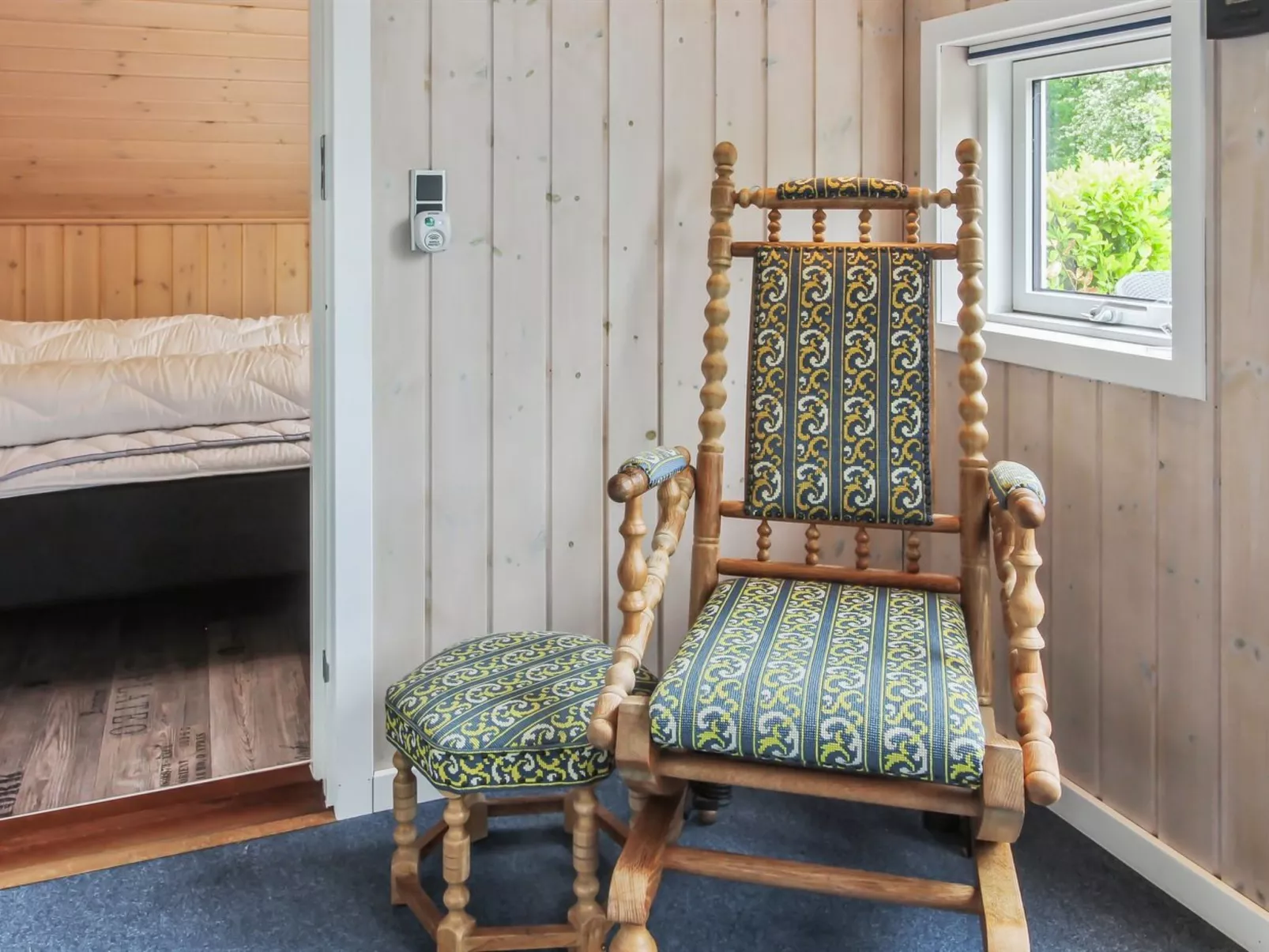 "Lenya" - 33km from the sea-Drinnen