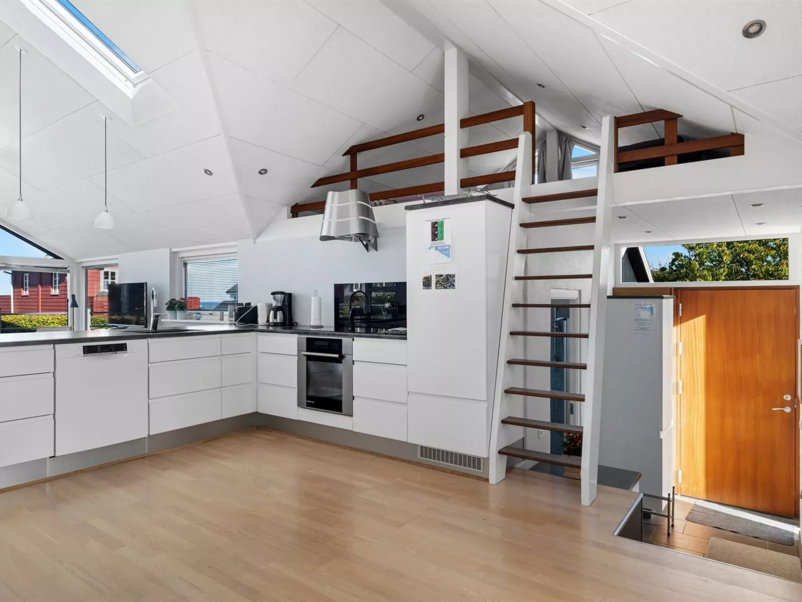 "Berner" - 40m from the sea-Inside