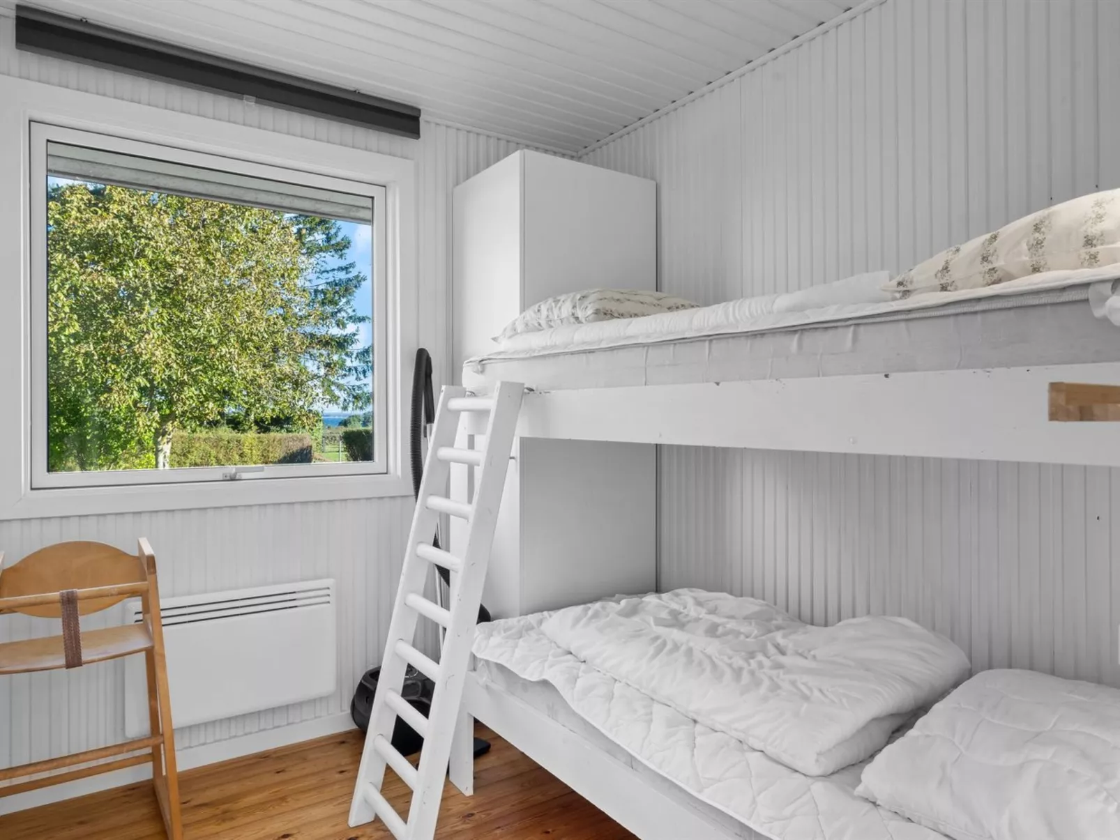 "Kajsa" - 250m from the sea-Inside