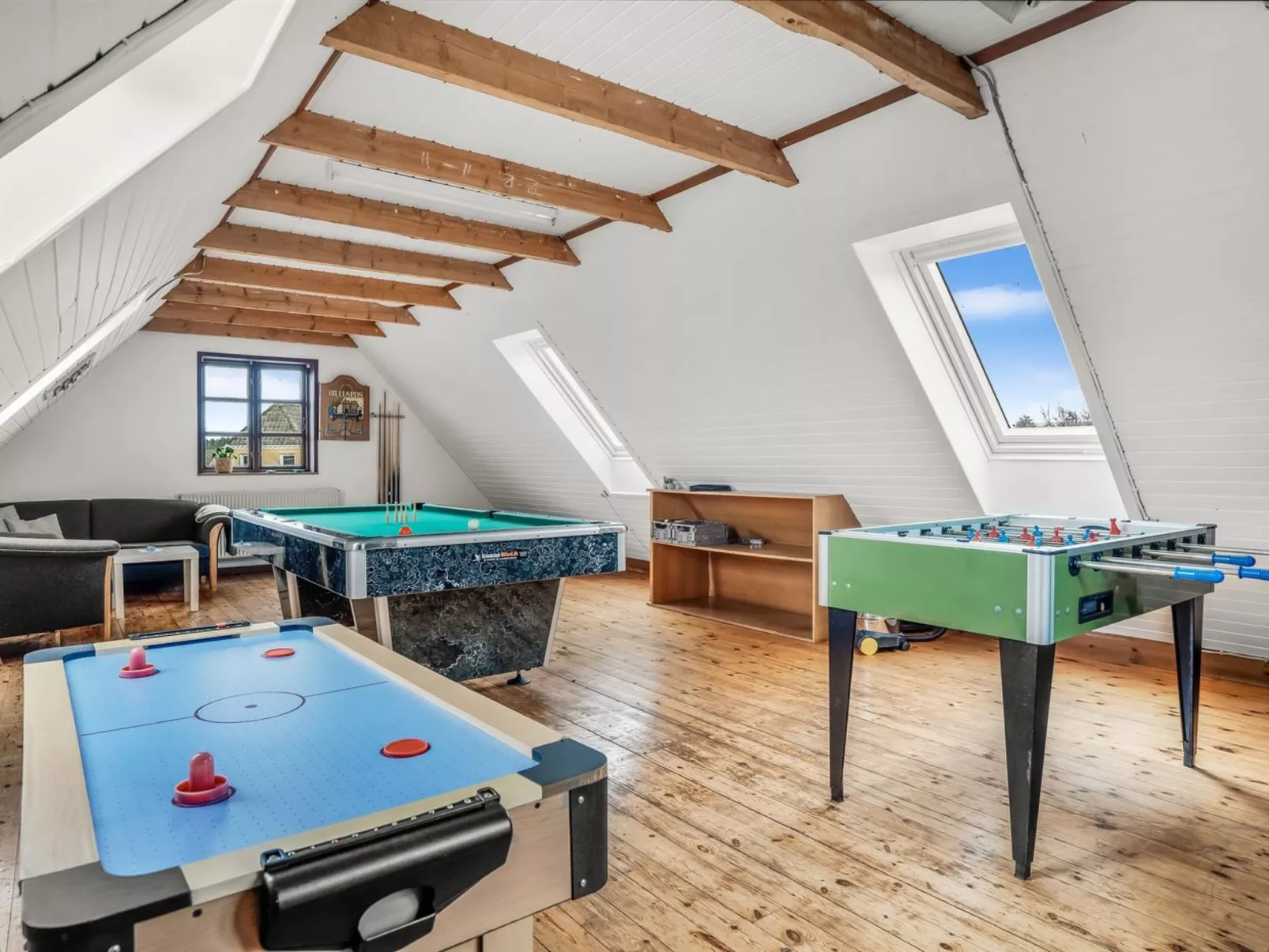 "Star" - 200m to the fjord-Inside