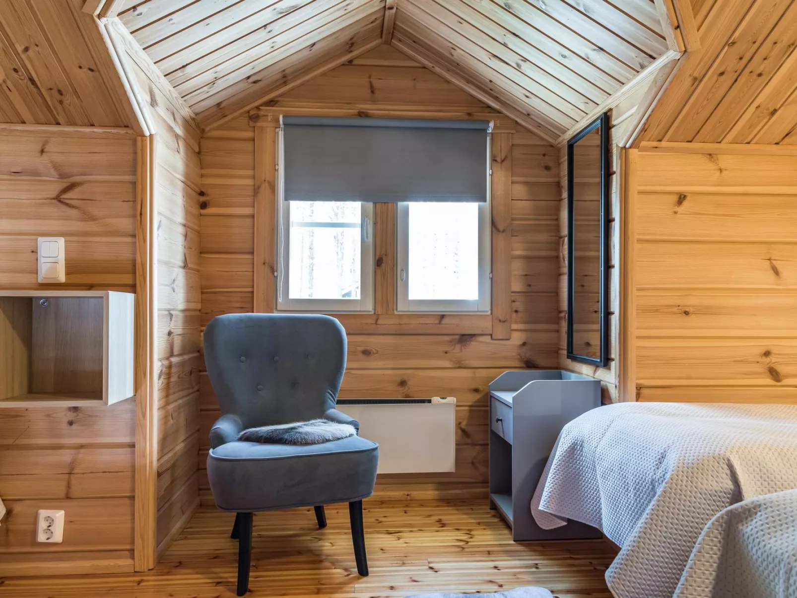 Levin kultakoto-Inside