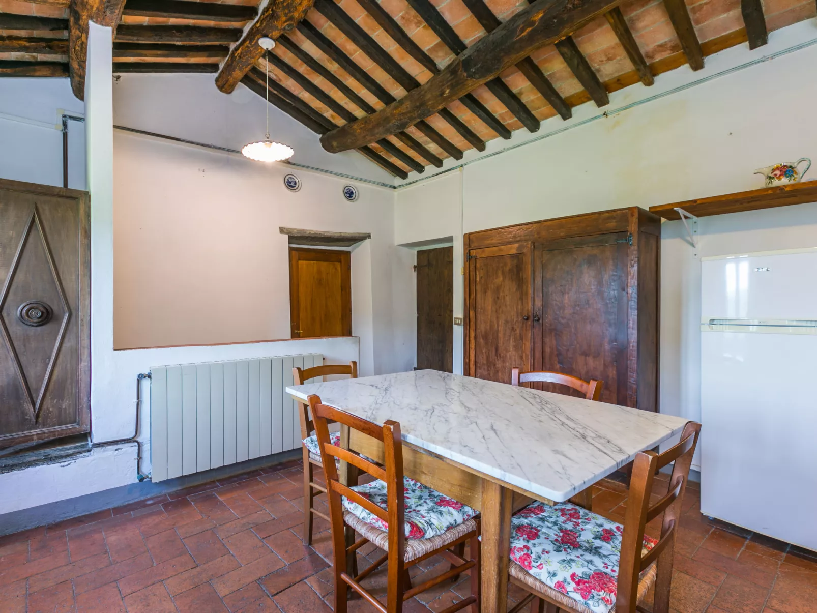Podere Villa/Apt. Mezzo-Inside