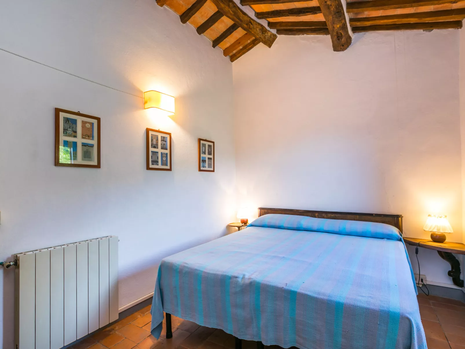 Podere Villa/Apt. Mezzo-Inside