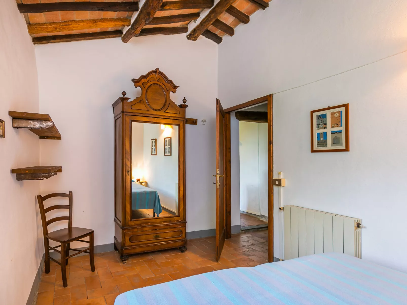 Podere Villa/Apt. Mezzo-Inside