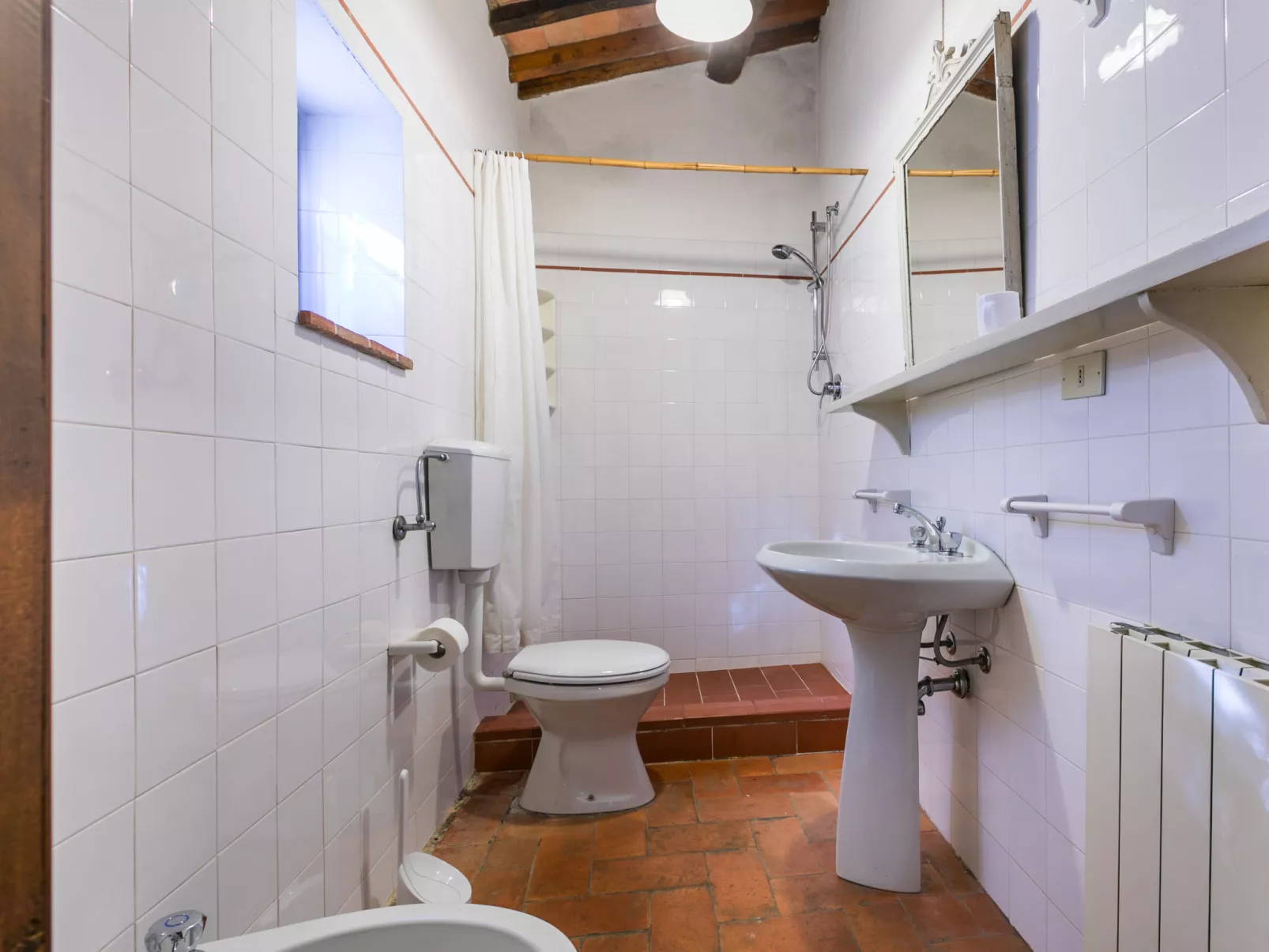 Podere Villa/Apt. Mezzo-Inside
