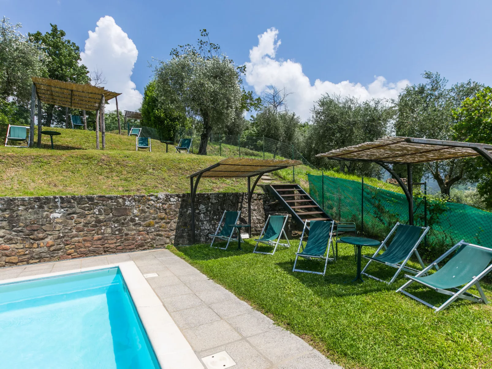 Podere Villa/Apt. Mezzo-Outside