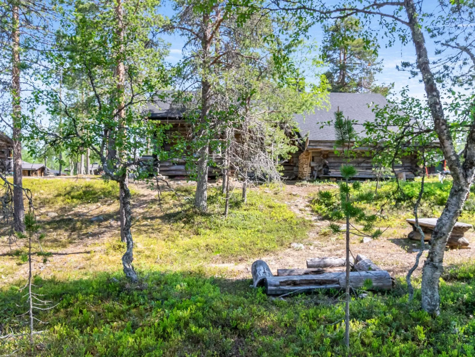 Kiilopalkinen-Inside