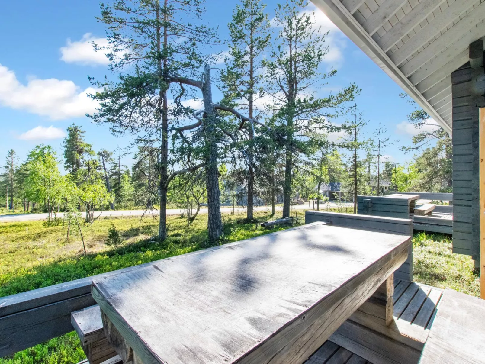 Vuonelo 8 a 2-Dedans