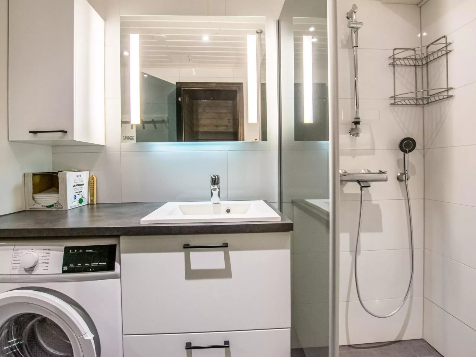 Teerenpesue f 52 taiga-Inside