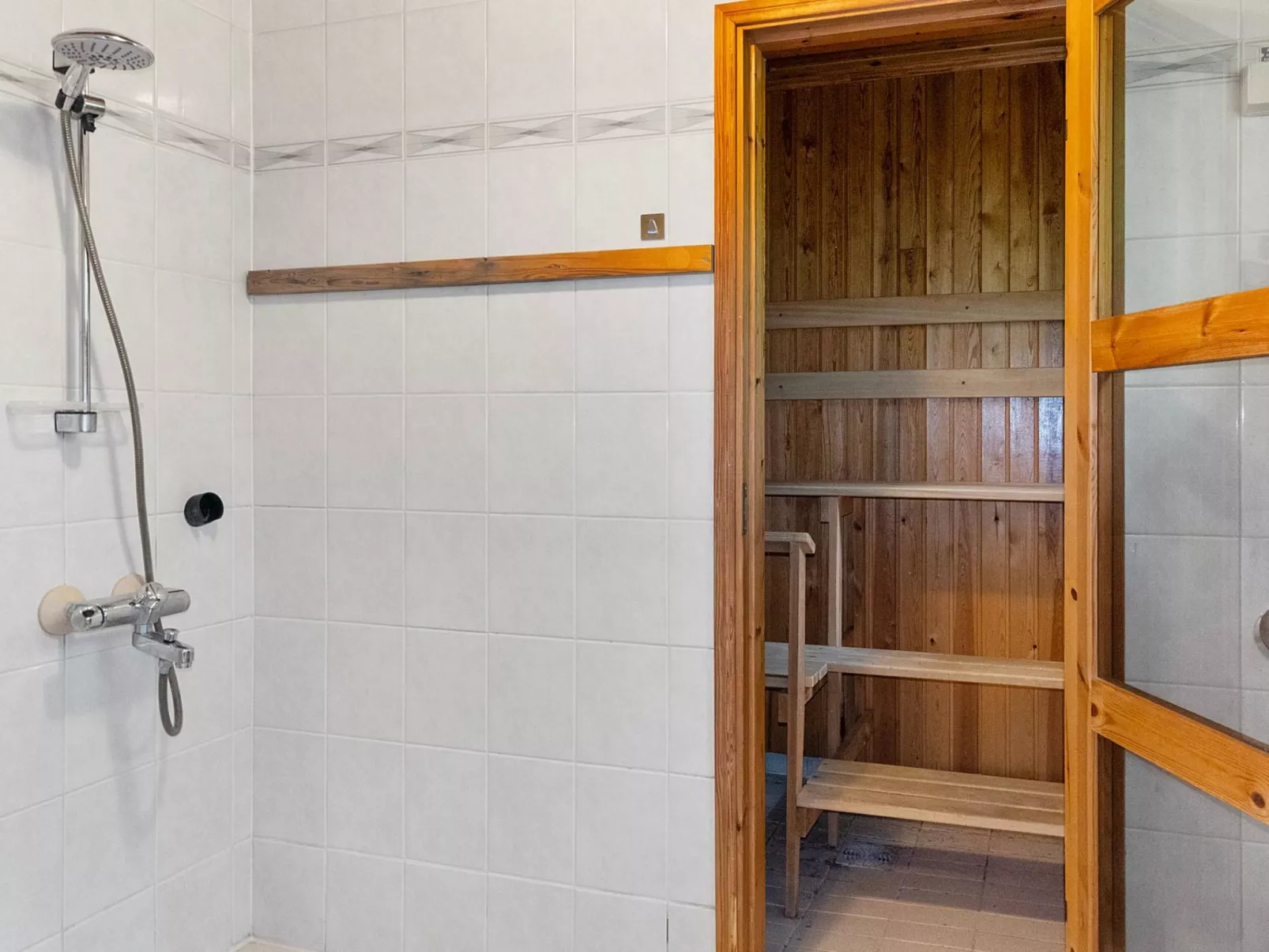 Villa vuorso-Drinnen