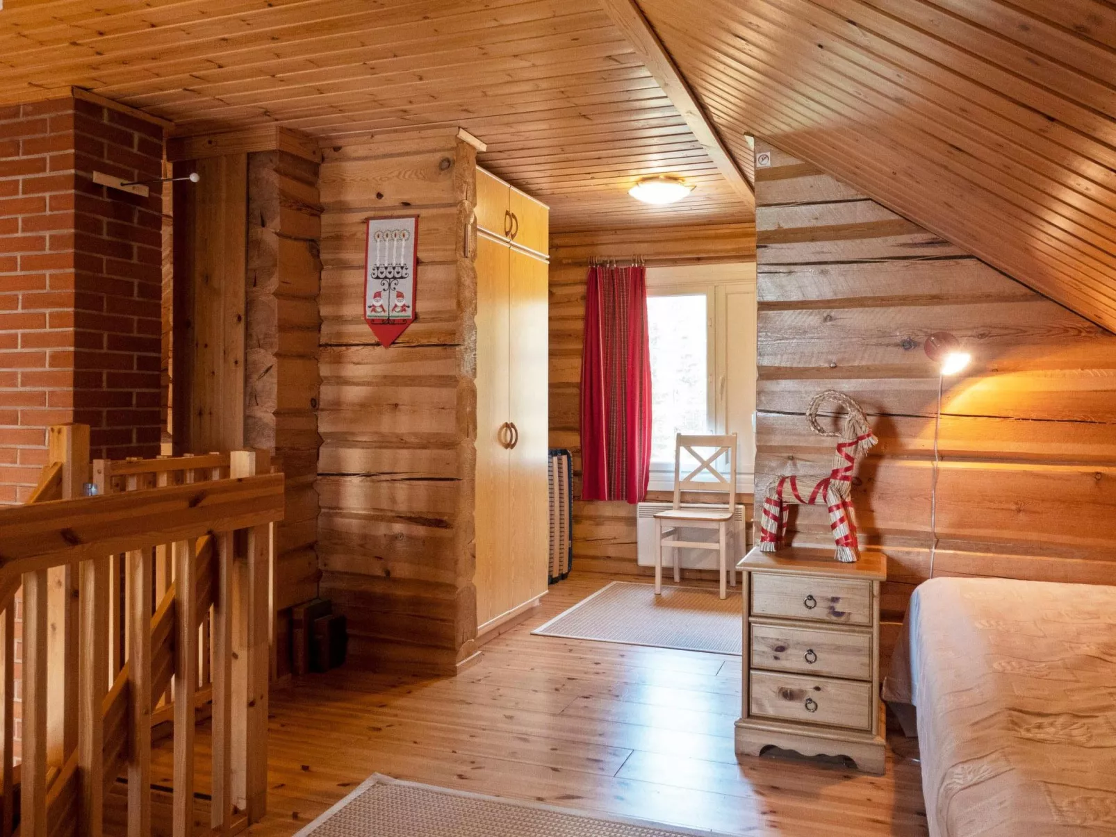 Joulupukin mökki-Dedans