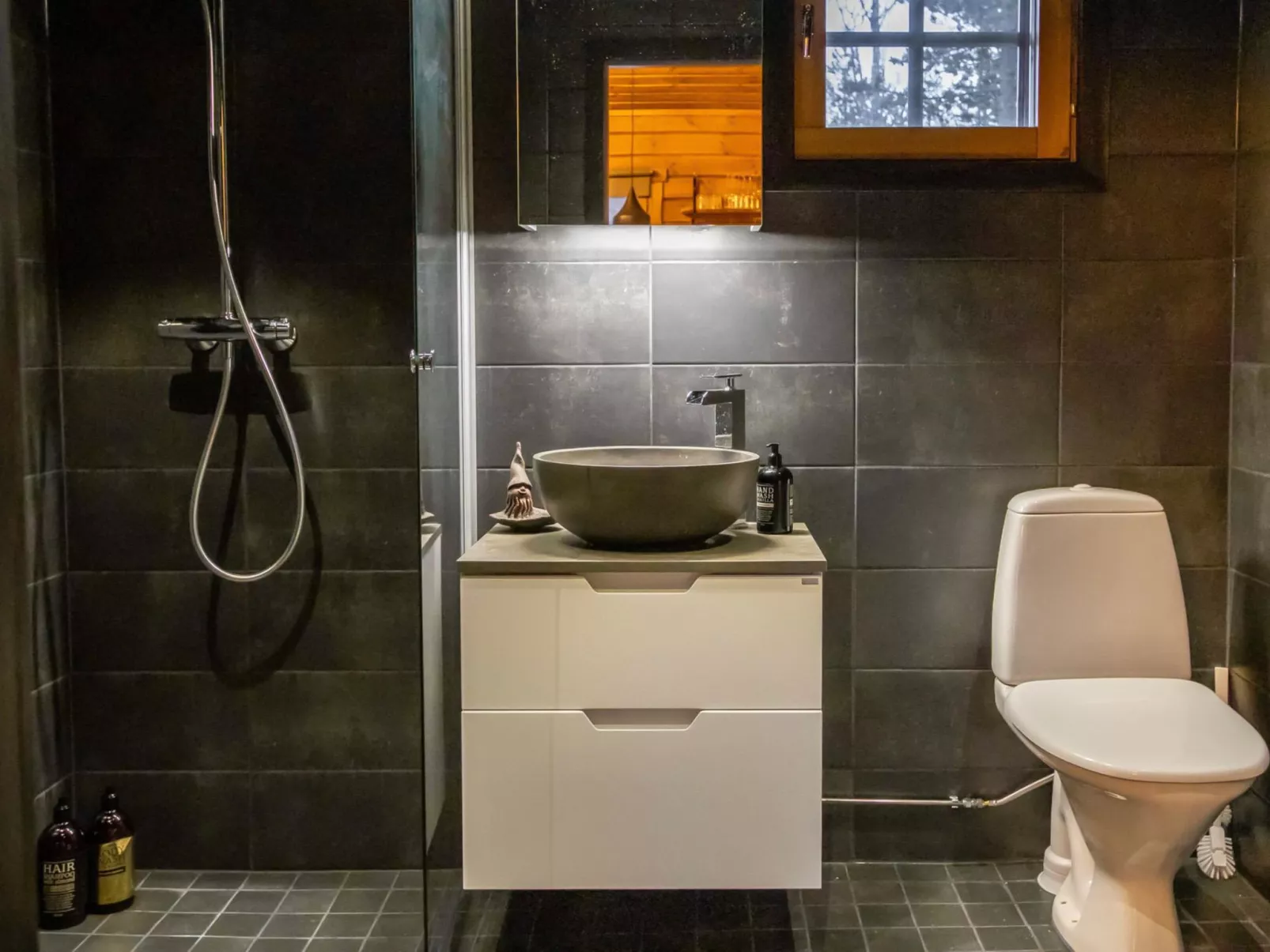 Lomaylläs b19 / palovaarankaarre 2 b-Dedans