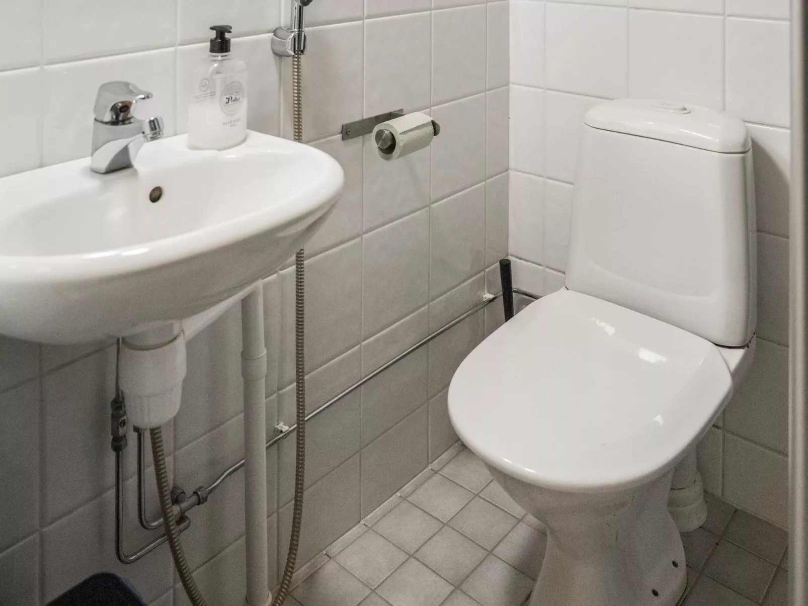 Äkäsakka b4-Dedans