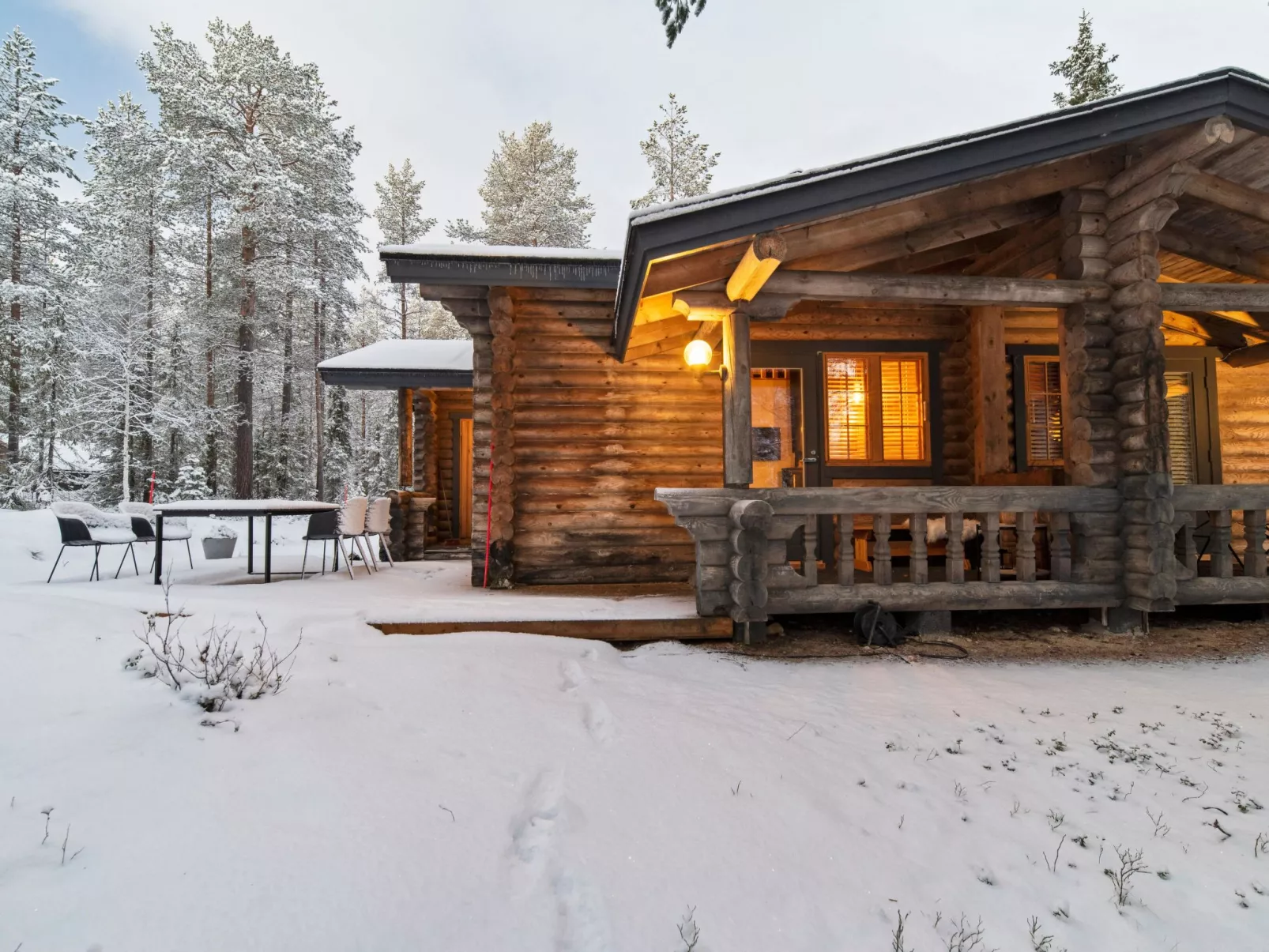 Felixinpolku 2-Dedans