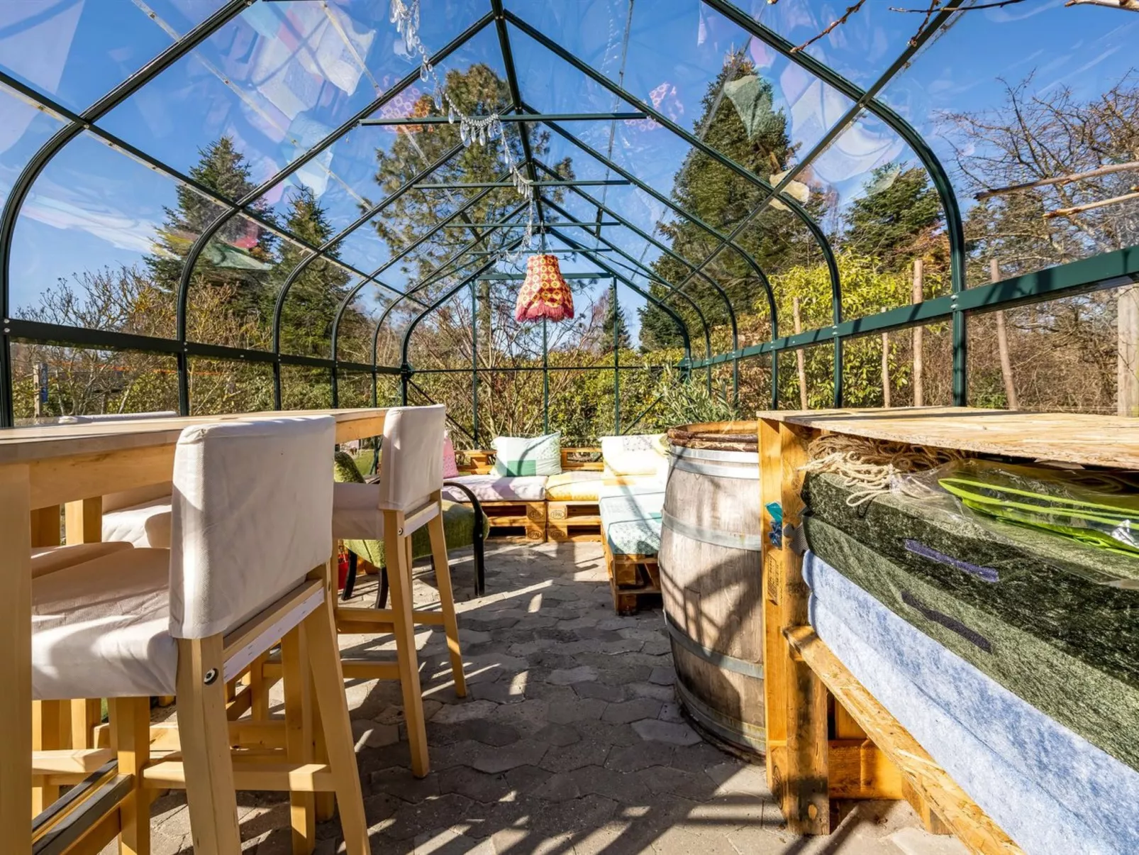 "Hughe" - 1.3km from the sea-Dehors