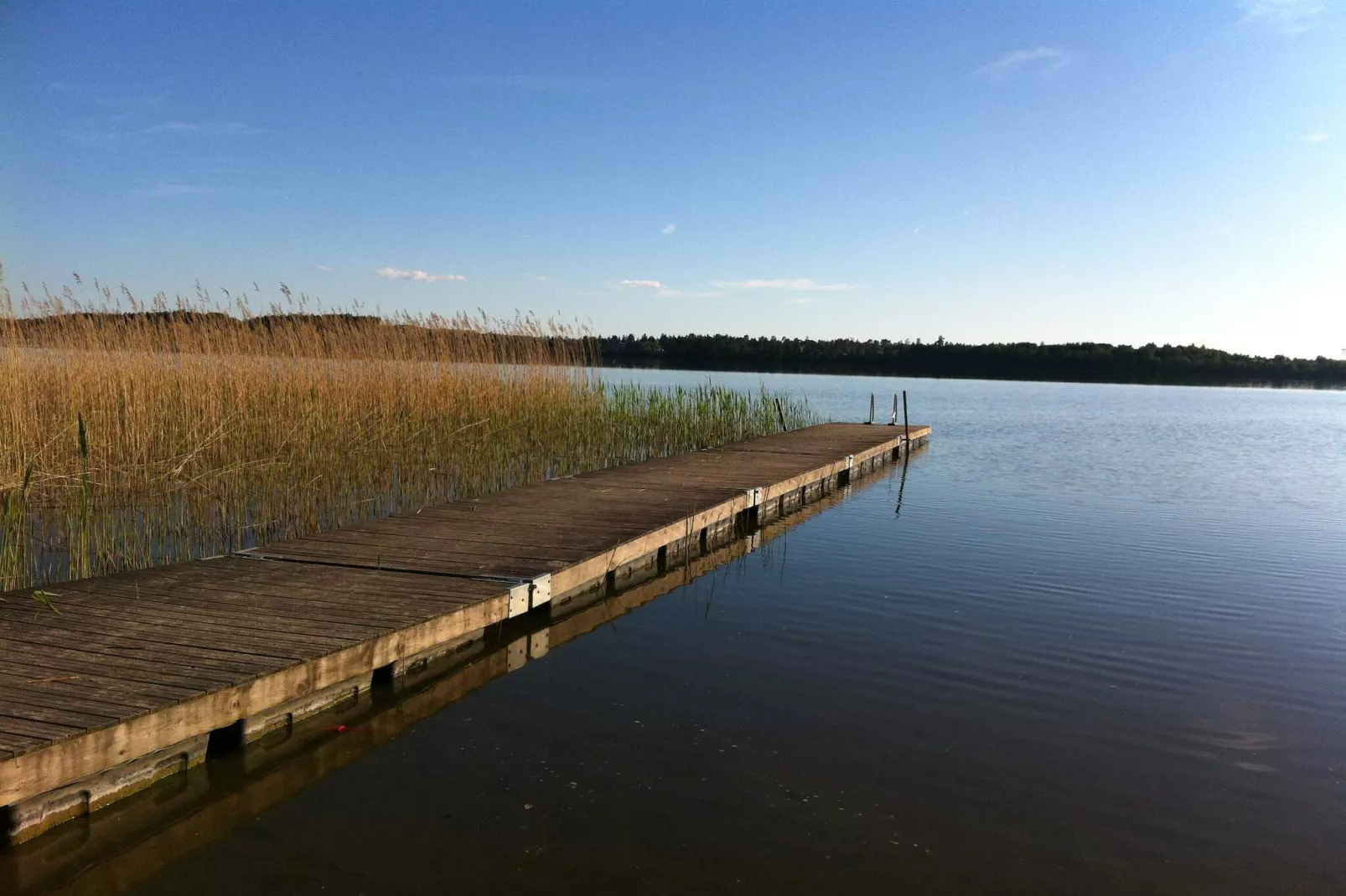 2 person holiday home in FäRENTUNA-Water view