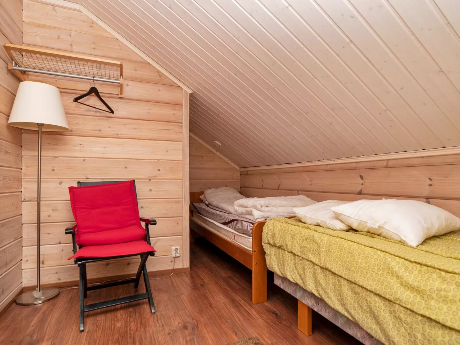 Ihtingin koskikara-Dedans