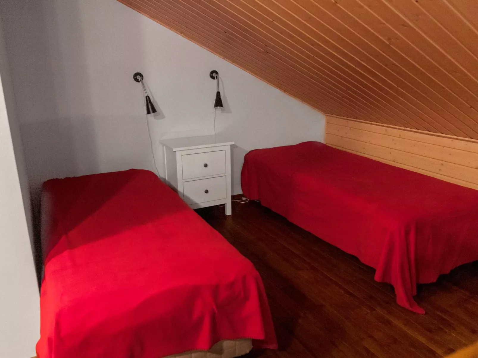 Kivalonmaa a-Drinnen