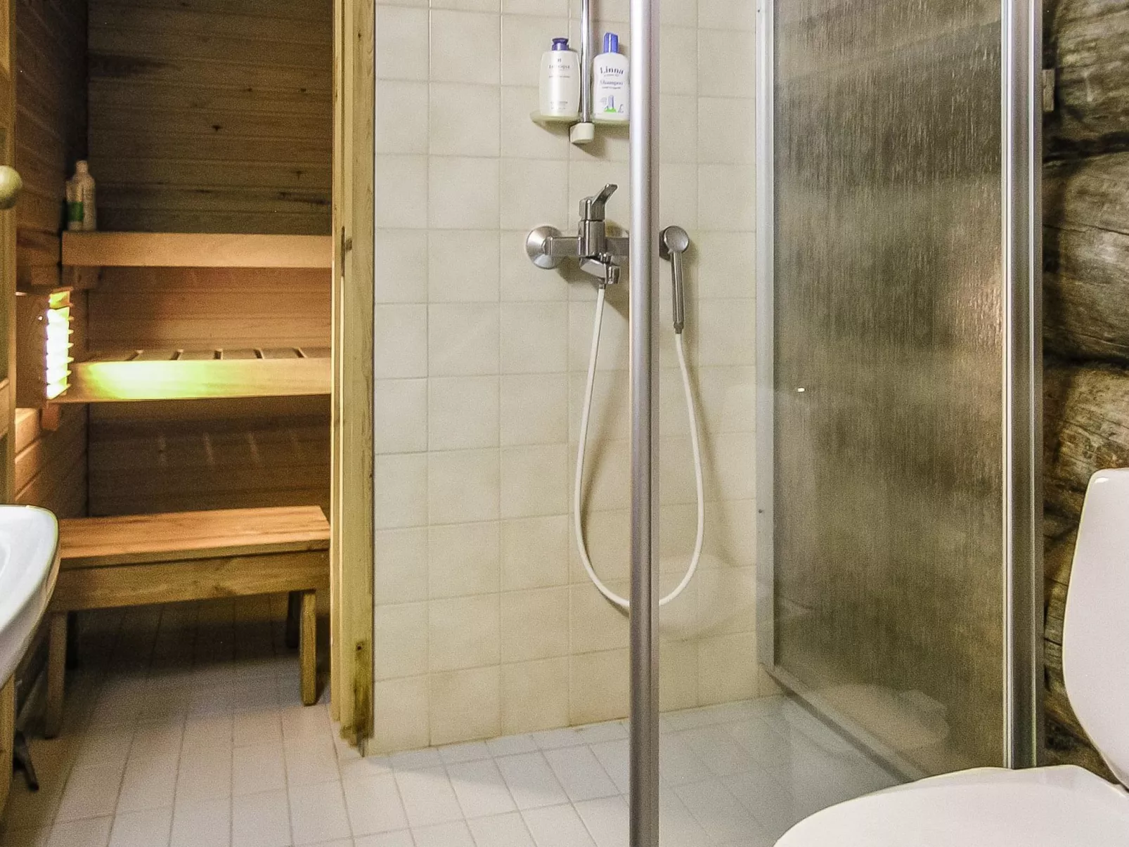 Vuokatinportti b 9-Dedans