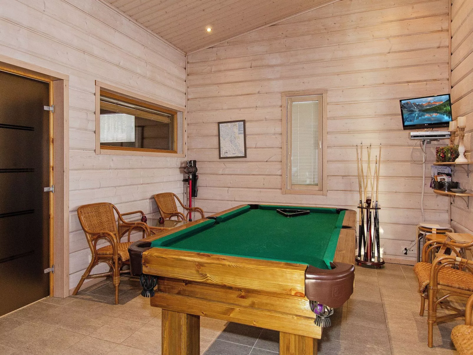 Pielislinna/loma-koli-Dedans