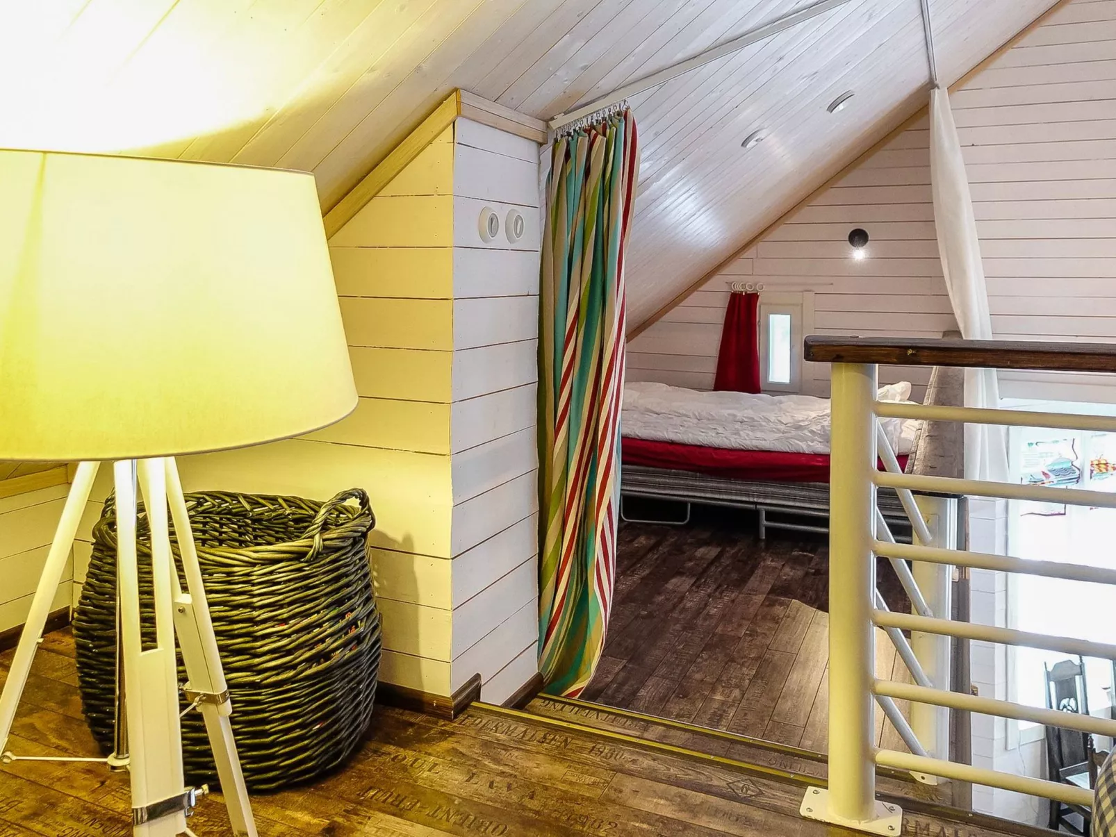 Teppolan rinne-Dedans