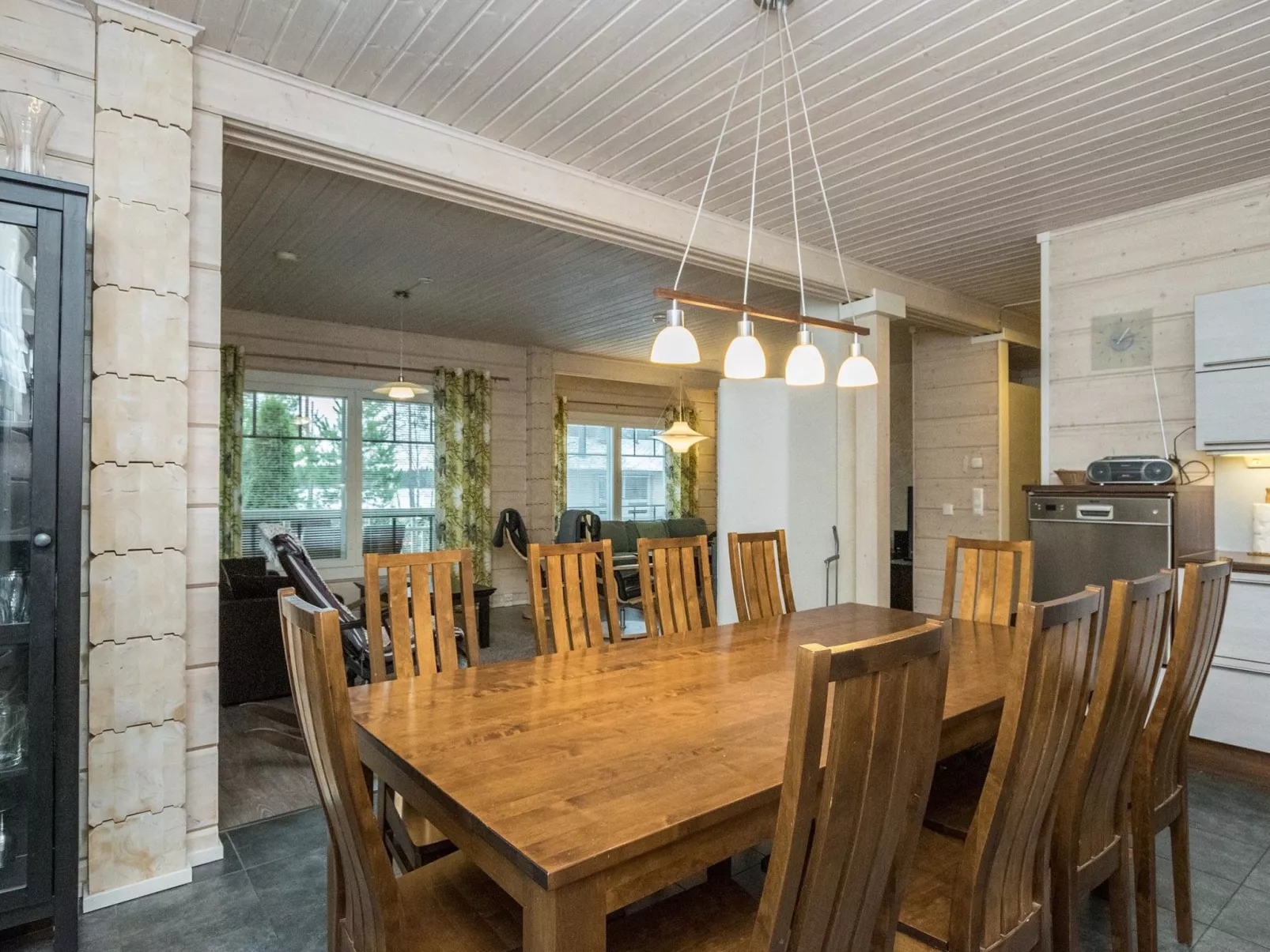 Villa puronotko-Dedans