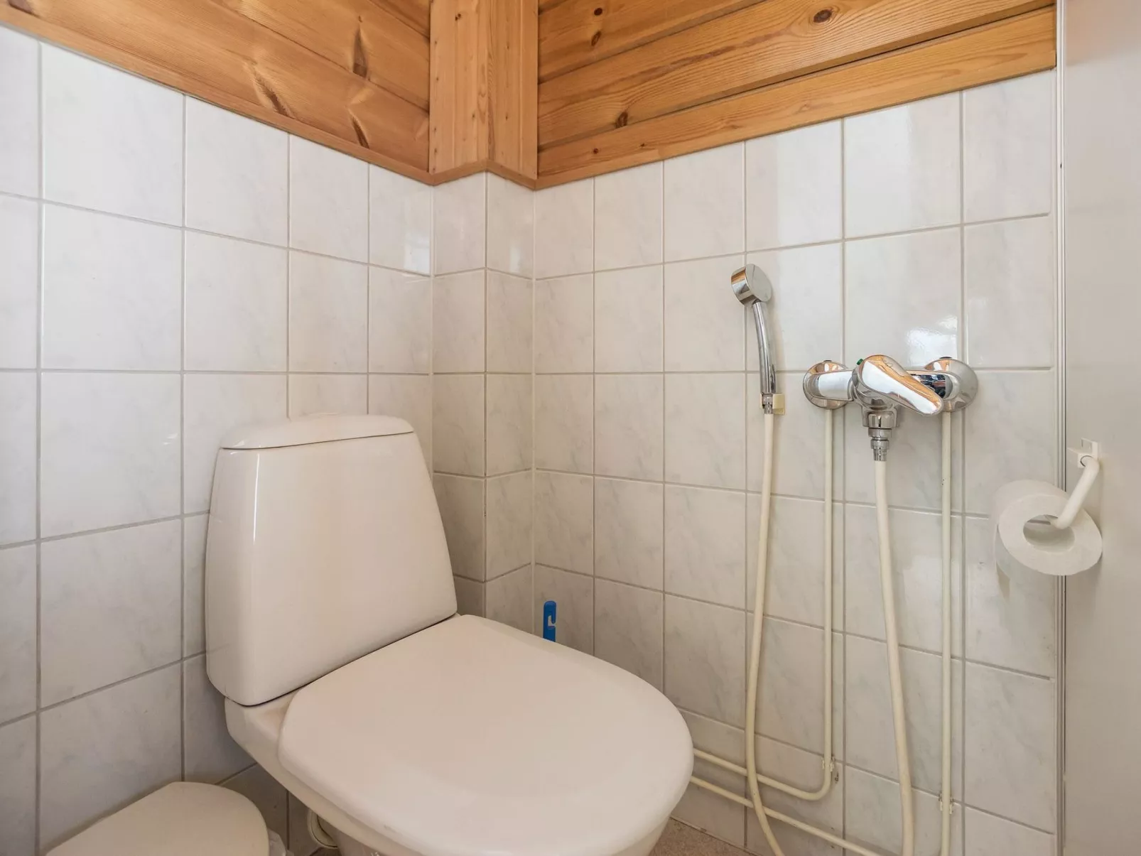 Aurinkoalppi 11a paritalon yläkerta-Dedans