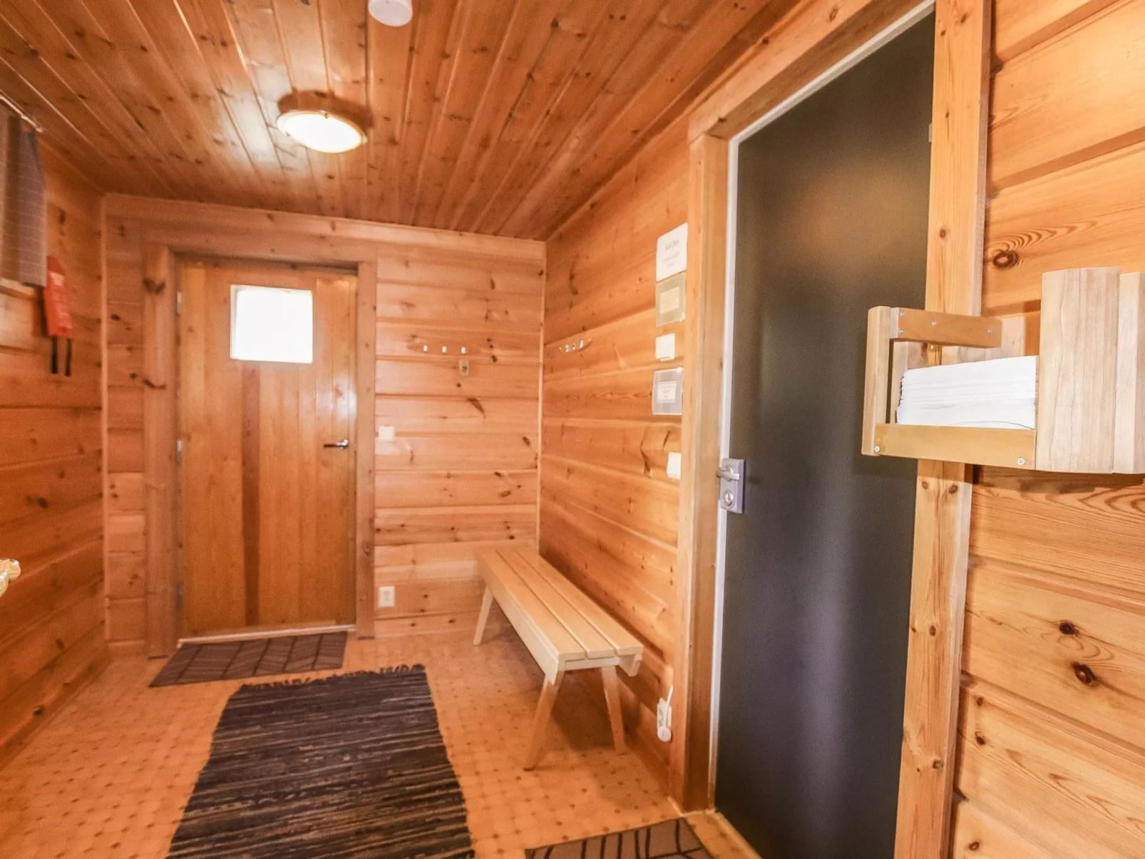 Erätuli 2 paritalo-Dedans