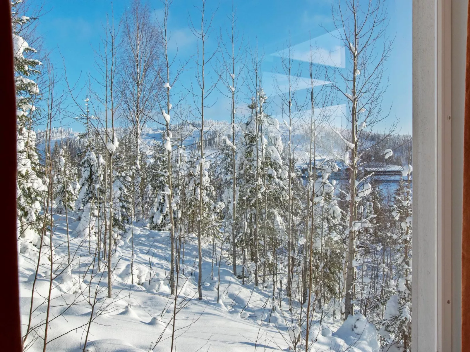 Hallan paroni b paritalo-Drinnen