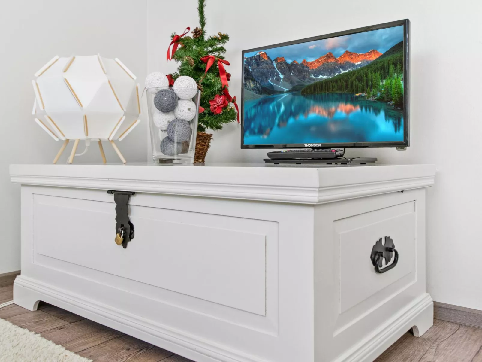 Skivillas 78 ukkohalla (2)-Dedans