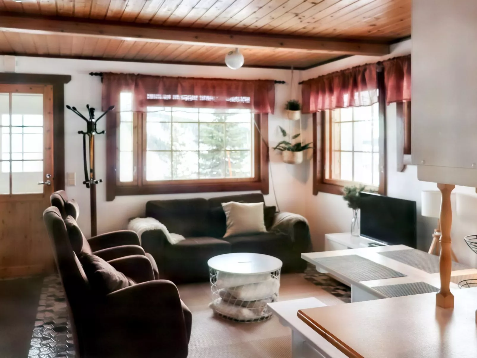 Pieni kiiruna-Inside