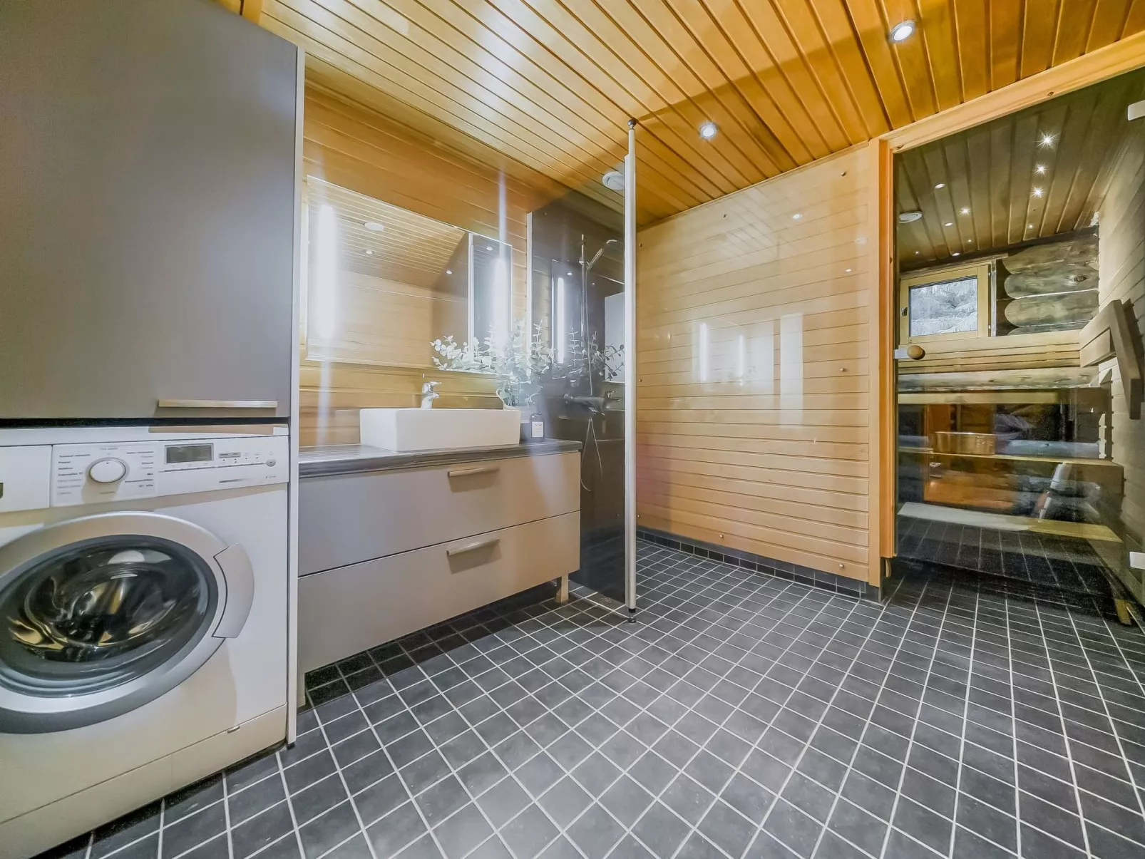 Rantaruka 4 d 2-Dedans