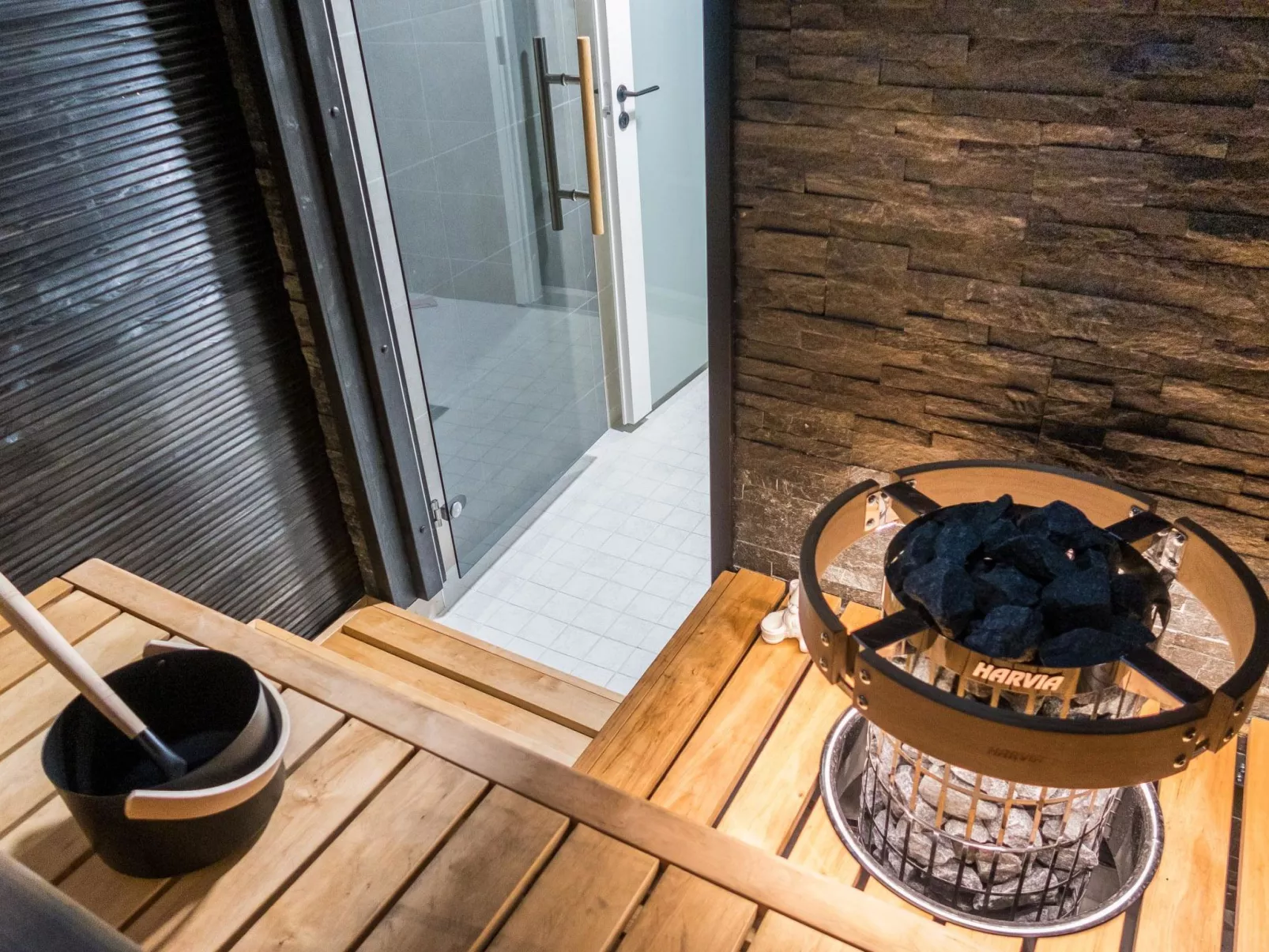 Kivilahti vuokatti-Inside