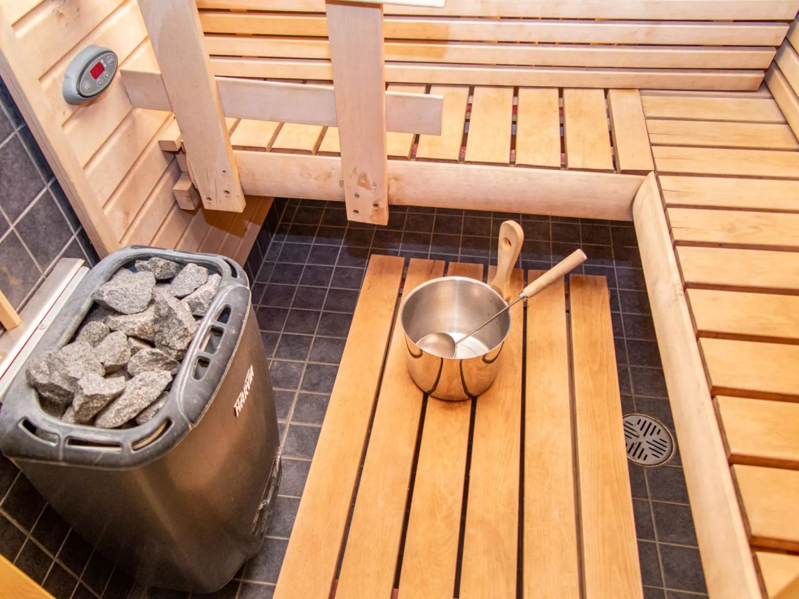 Tahkonkallio 34 a-Inside