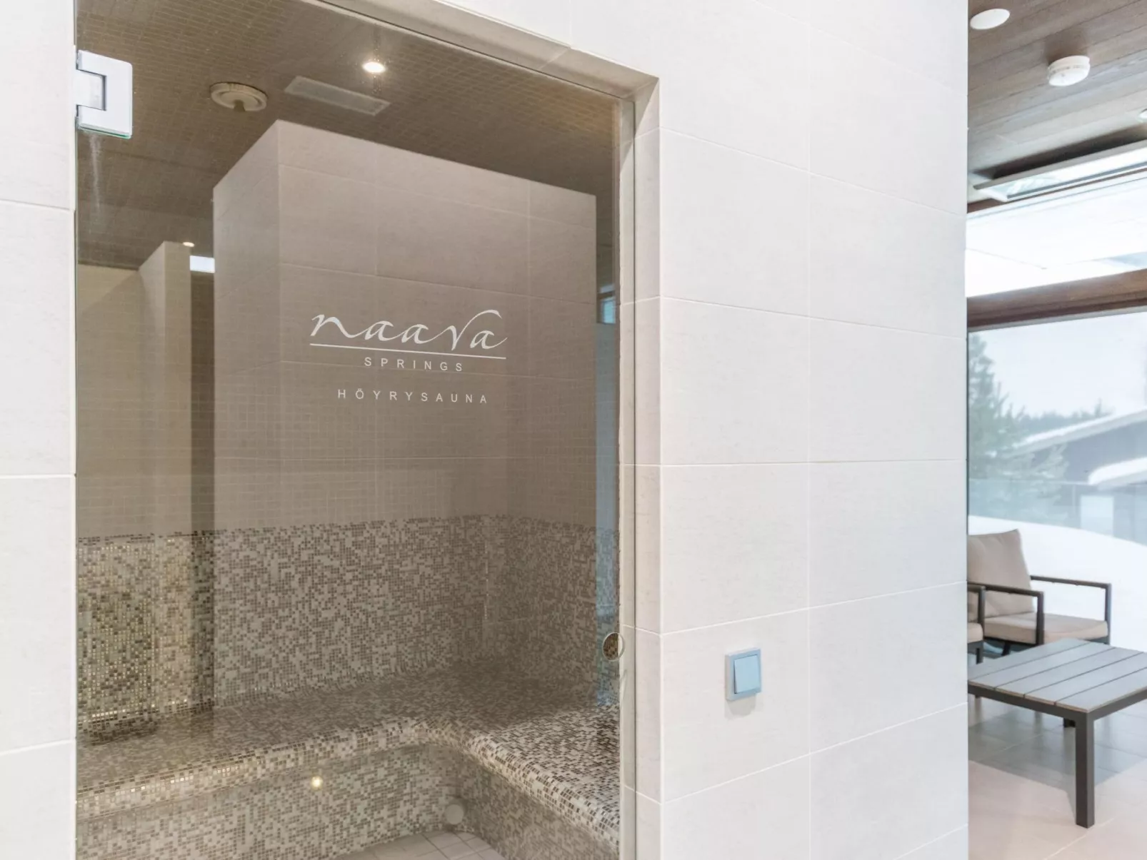 Naava kaarna spa-Drinnen