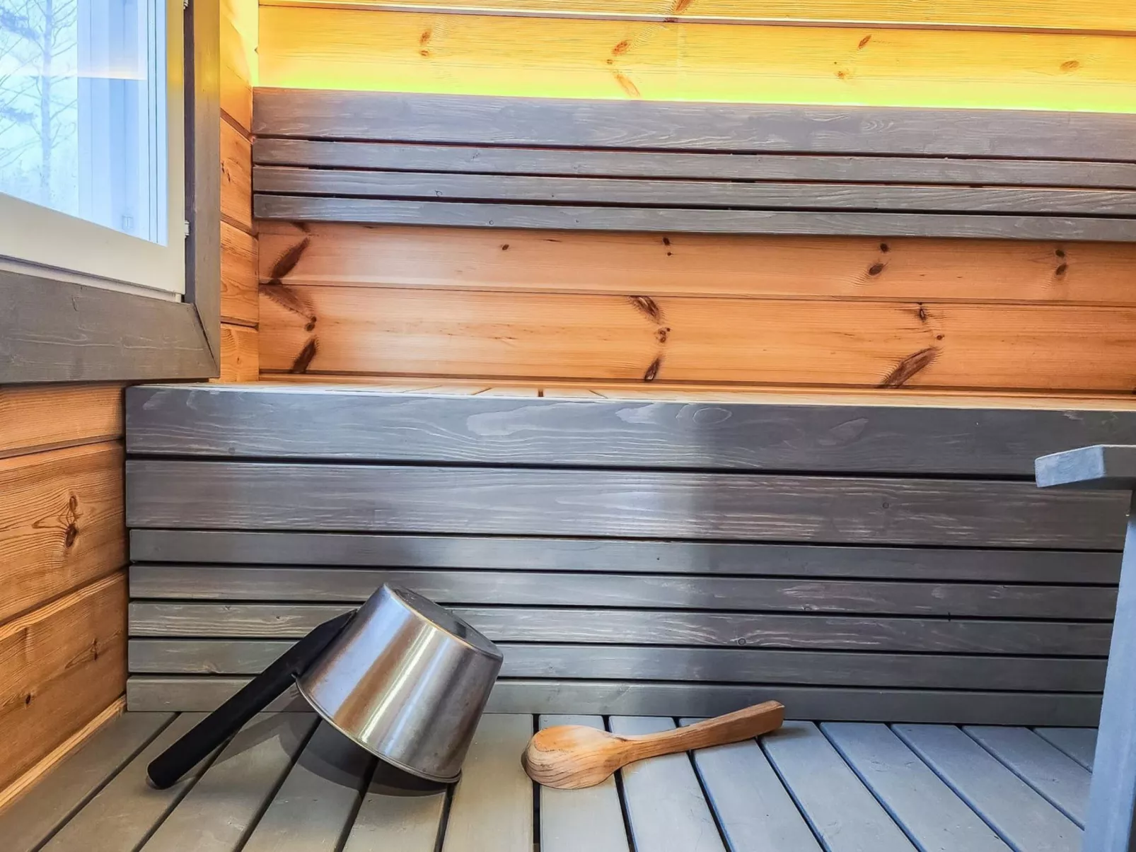 Pyhtään jussila-Inside