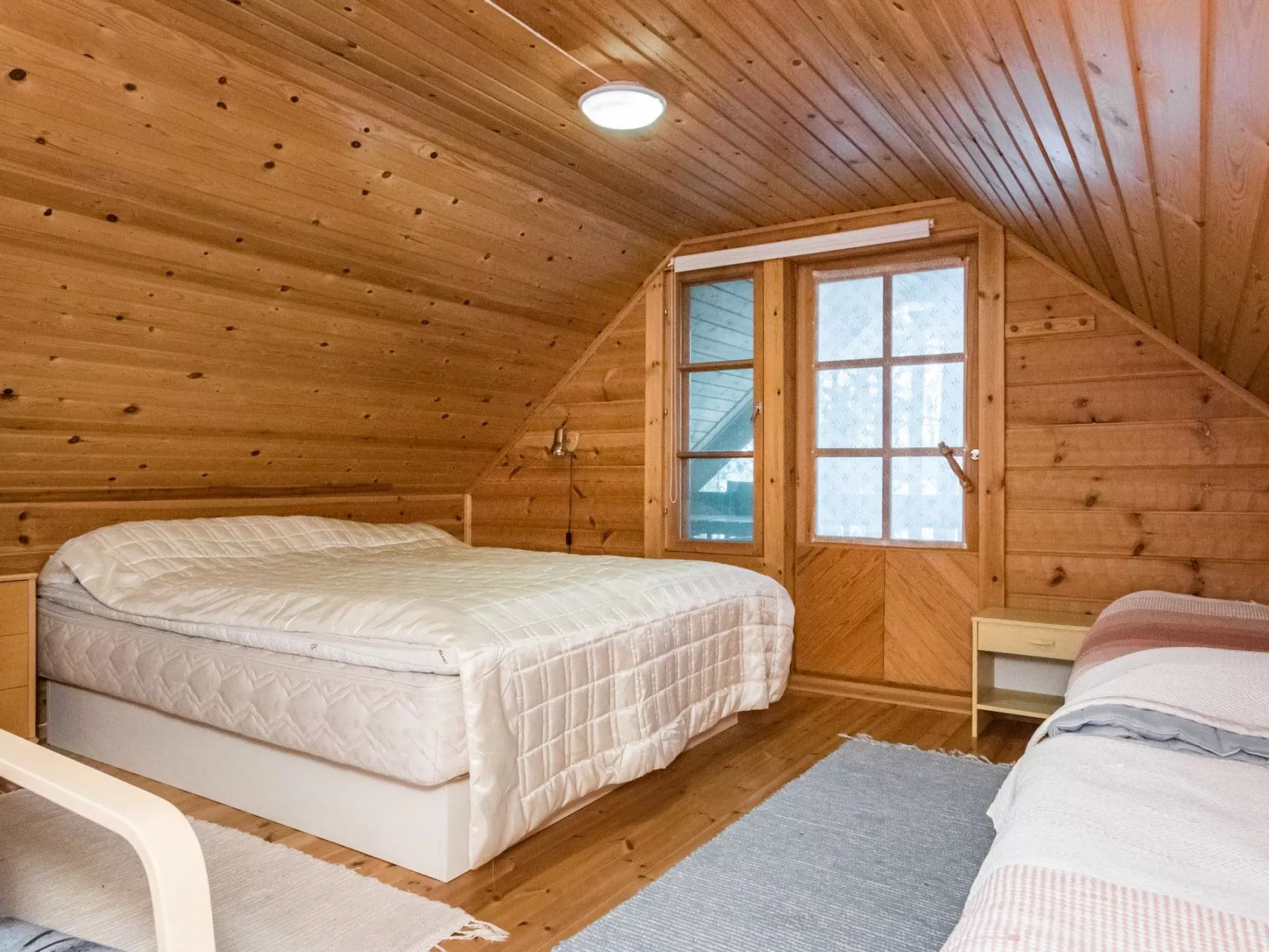 Auringonlasku-Drinnen