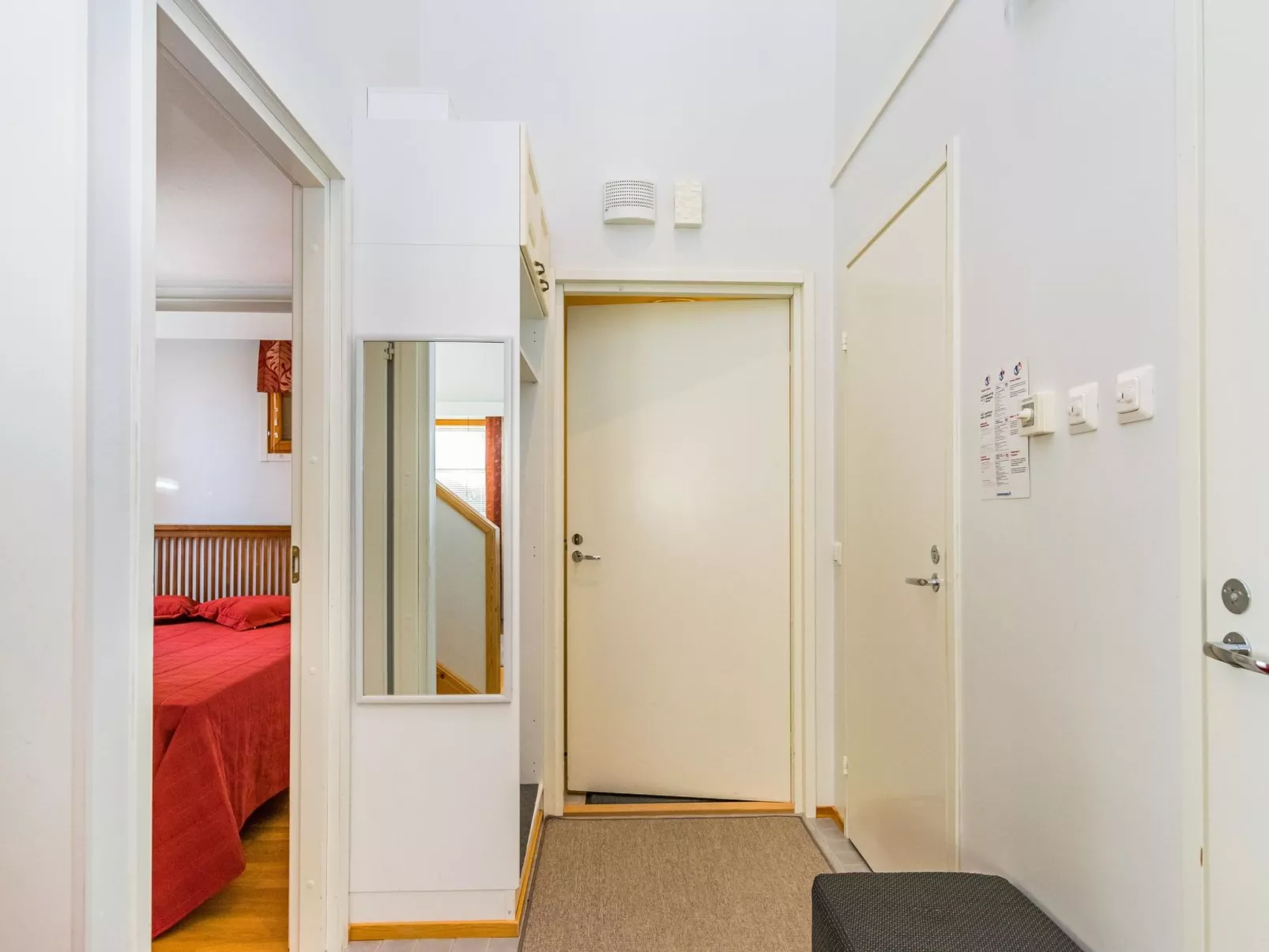 Karhunvartijan pirtti c4-Dedans